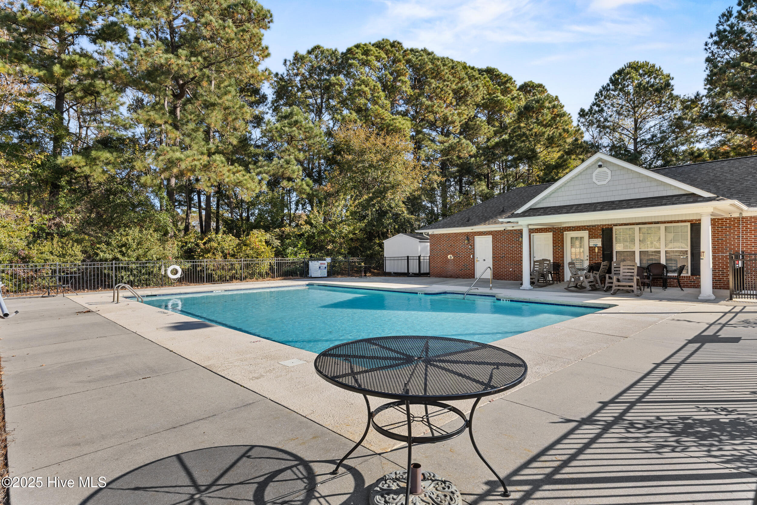 100541714 | Photo 42