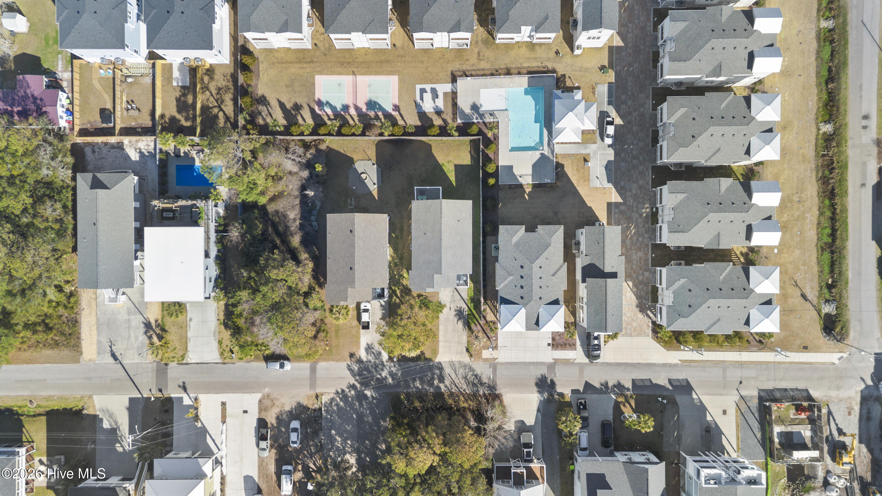 100549941 | Photo 71