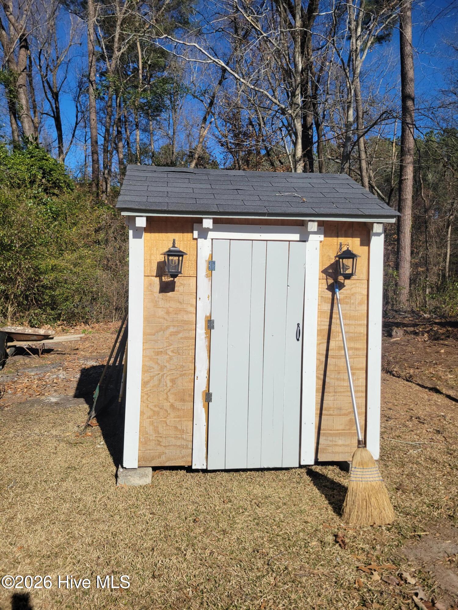 100550852 | Photo 12