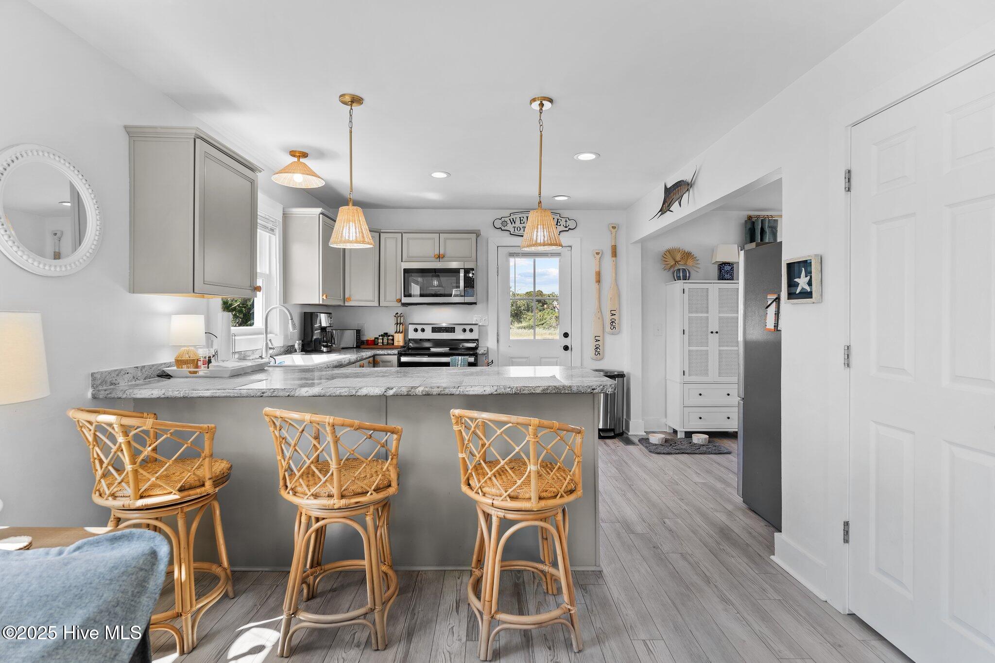 100526699 | Photo 11