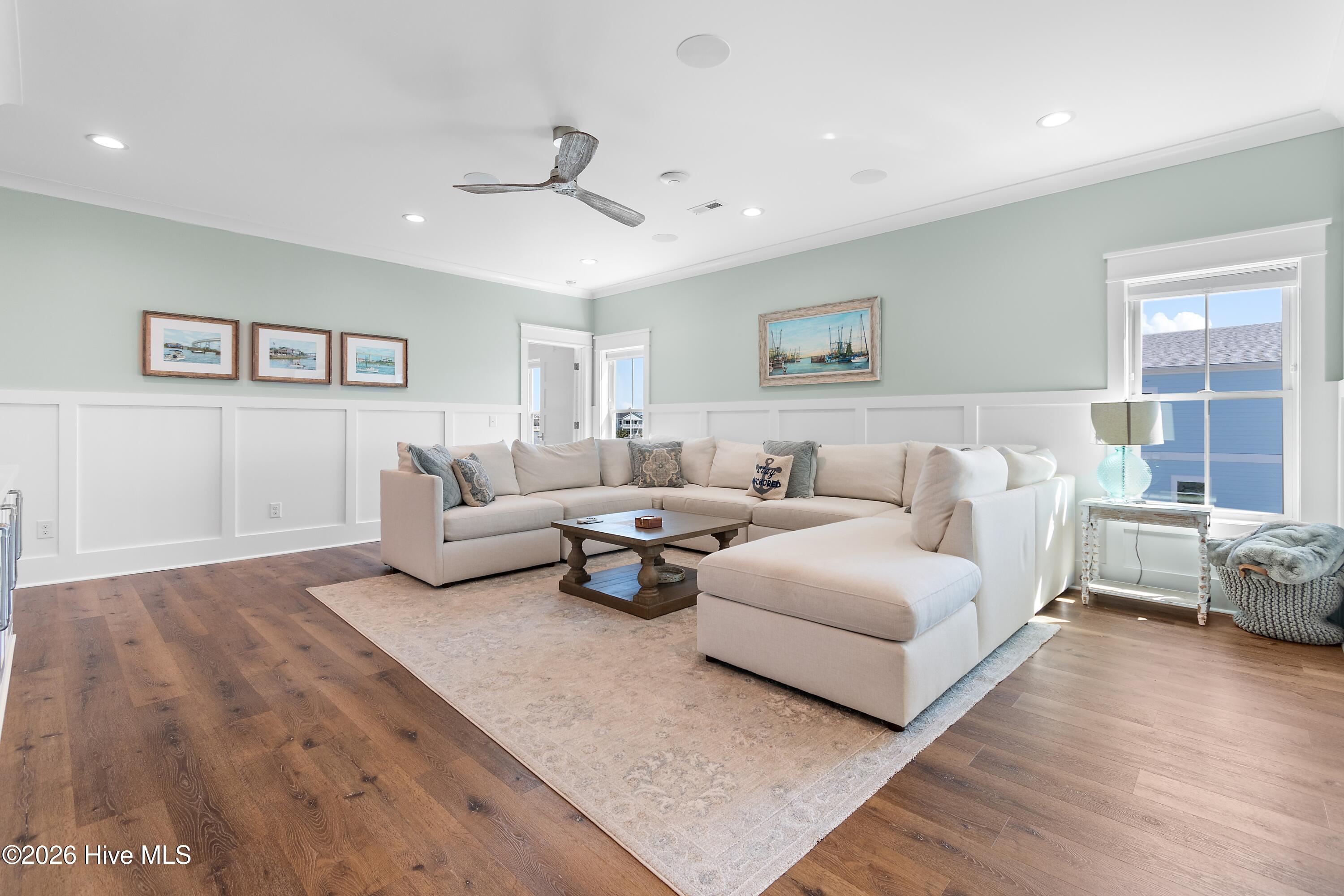 243 Ocean Boulevard W, Holden Beach, NC, 28462