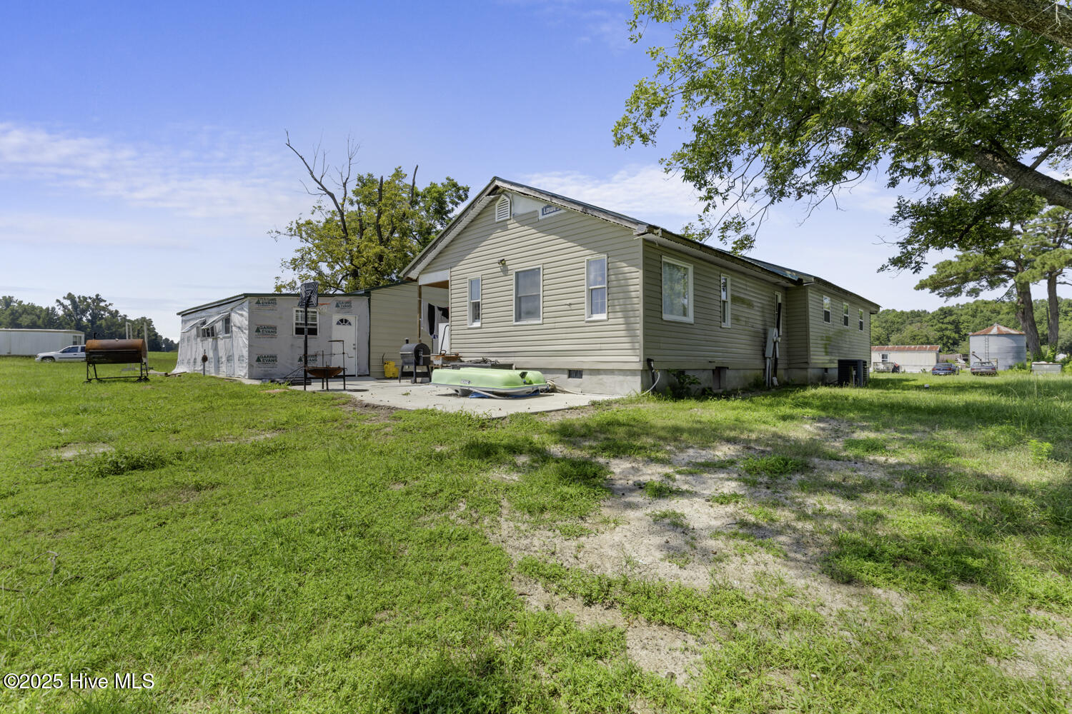 Homes for sale in Beulaville, NC | 596 Wagon Ford Rd, Beulaville, NC 28518 | MLS# 100527972