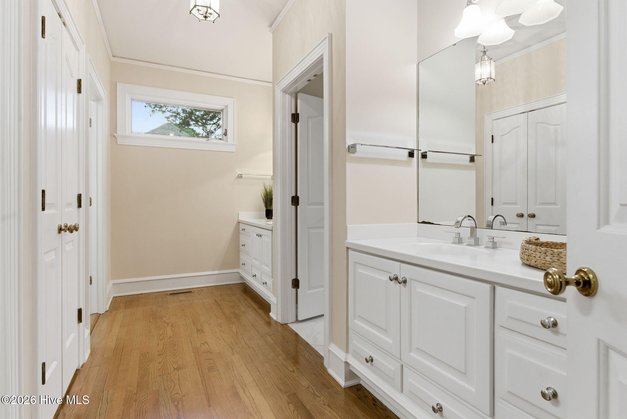 3 Sodbury Court-40