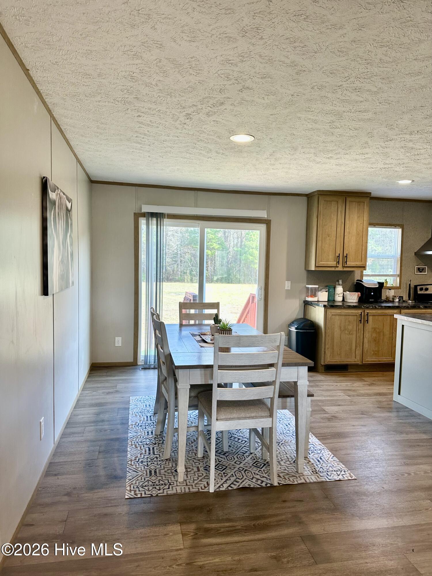 100548571 | Photo 17