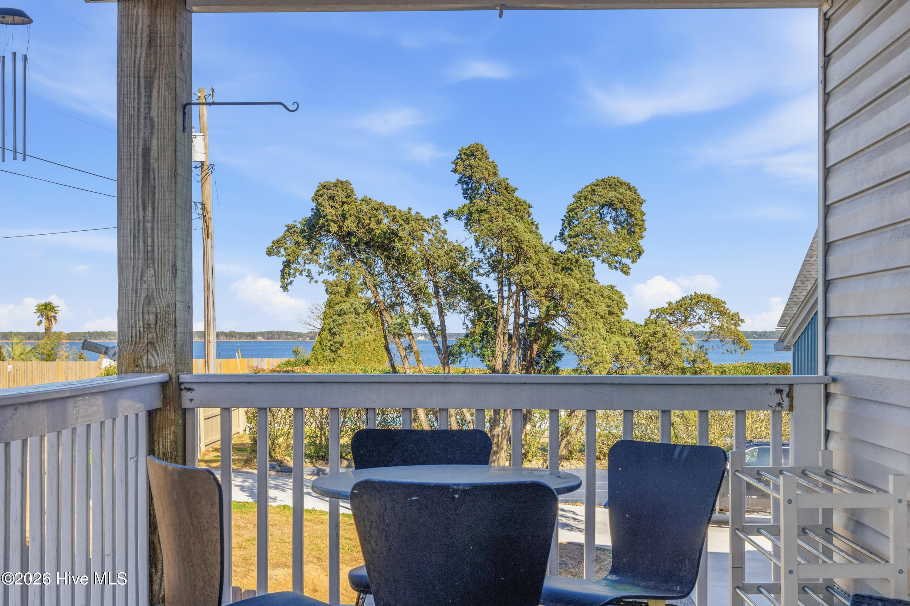 103 Gibbs Rd | Interior exterior (31 of