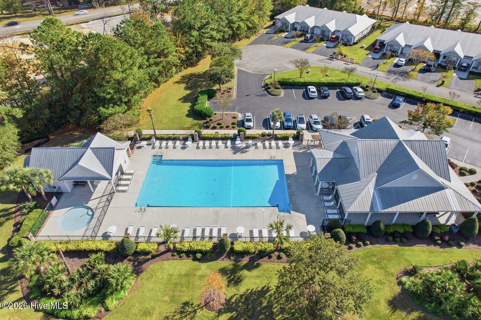 100565820 | Photo 42