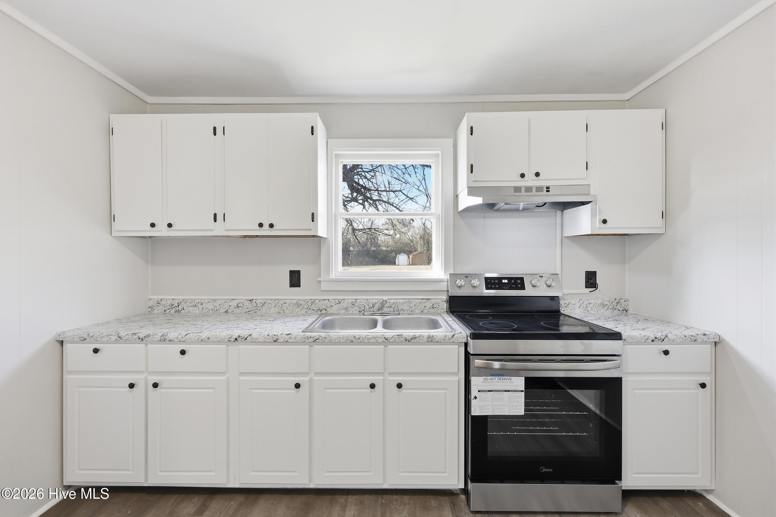 Homes for sale in Elizabeth City, NC | 410 Bank St, Elizabeth City, NC 27909 | MLS# 100558000