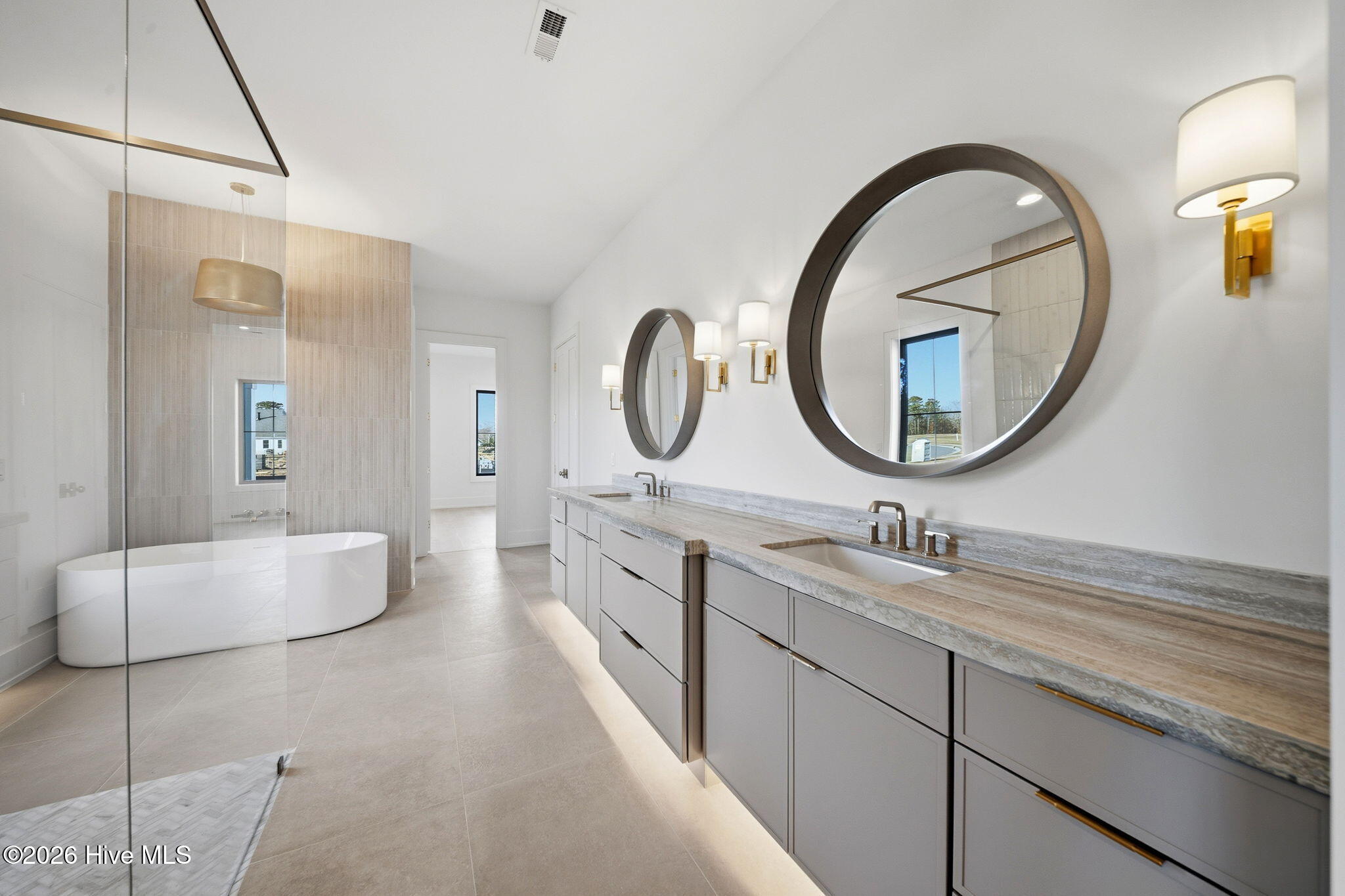 100500065 | Photo 35