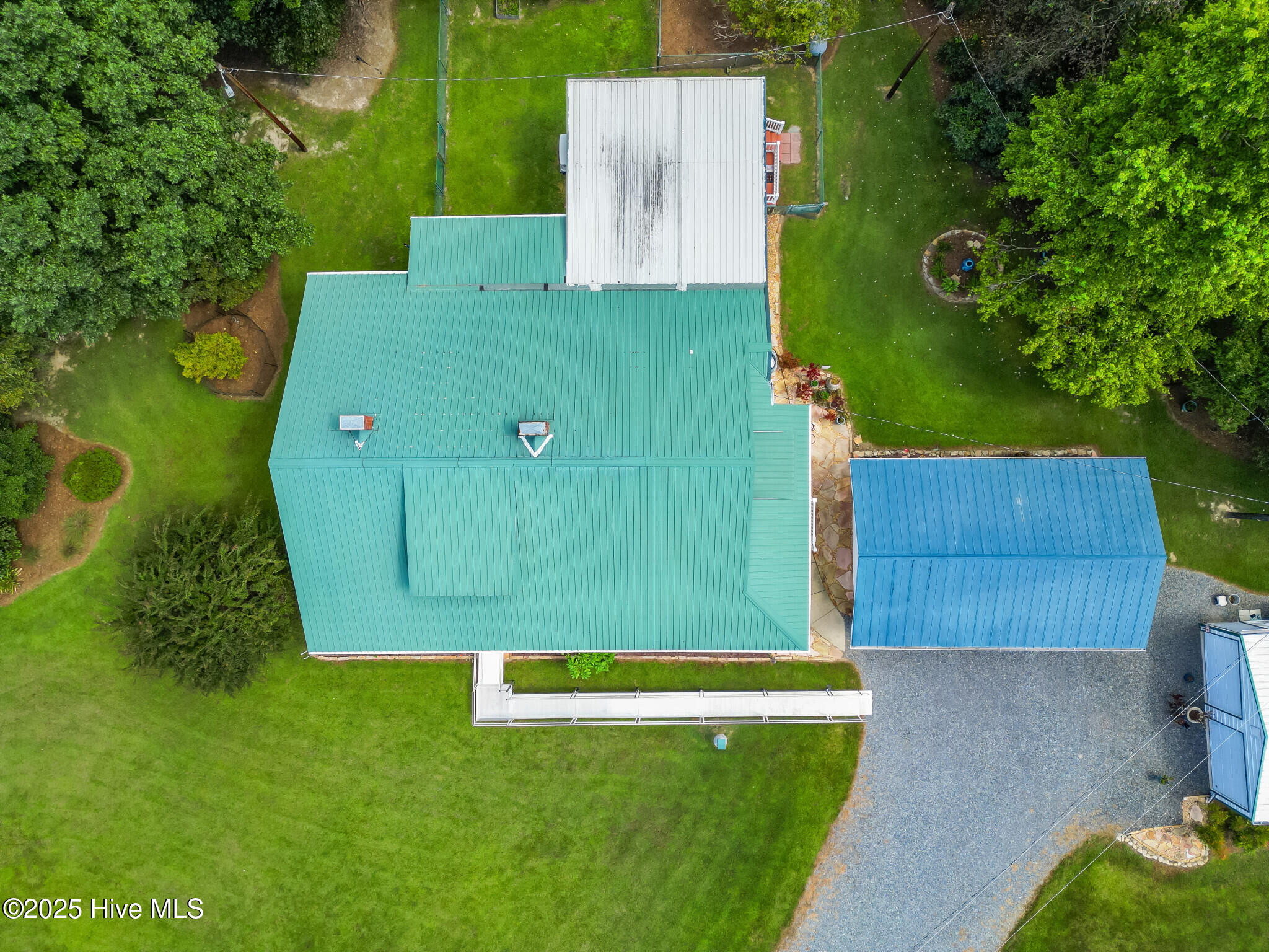 Drone__345_Ray's_Drive_006