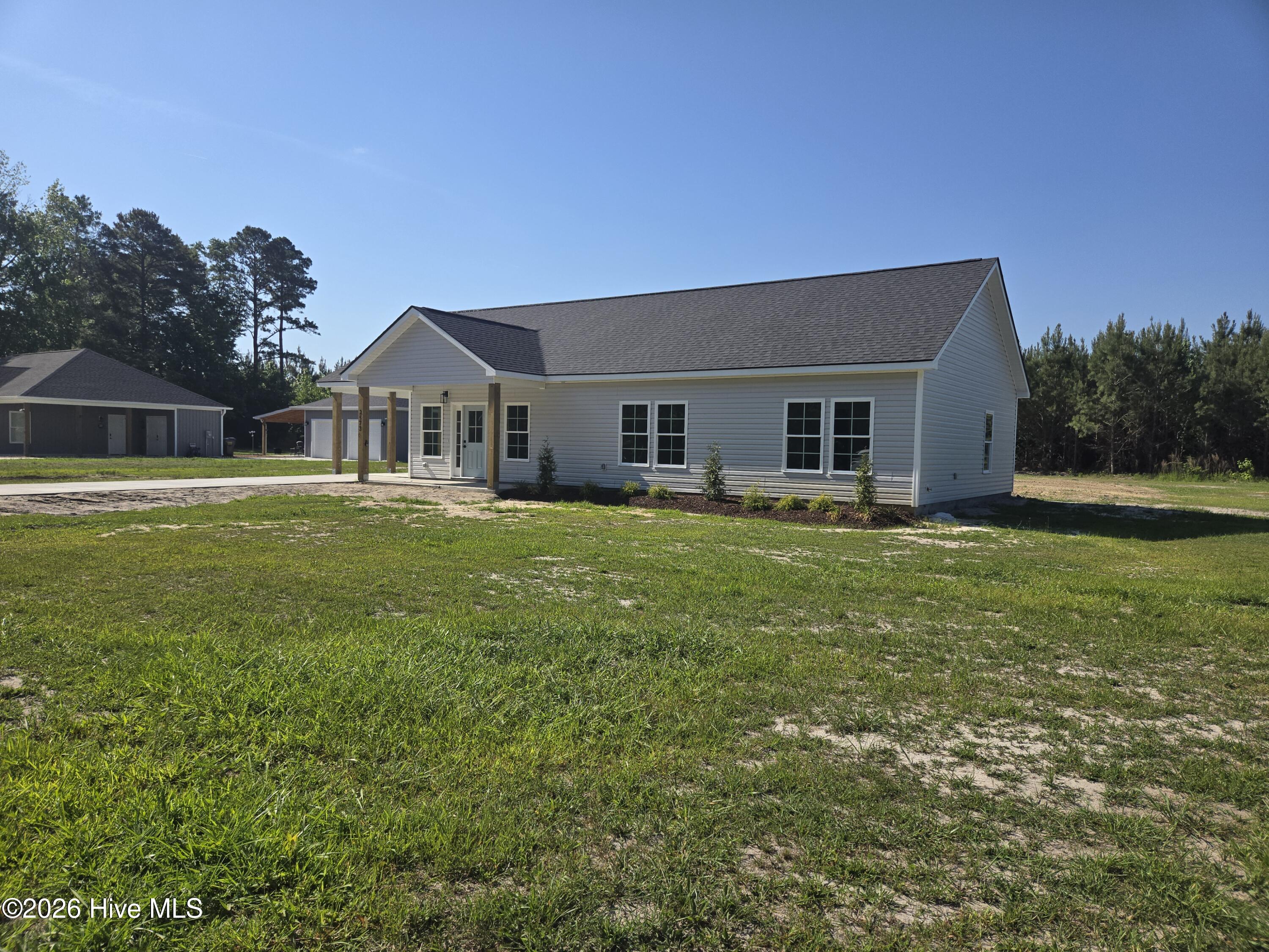 Homes for sale in Hookerton, NC | 2573 Grifton Hugo Rd, Hookerton, NC 28538 | MLS# 100559368