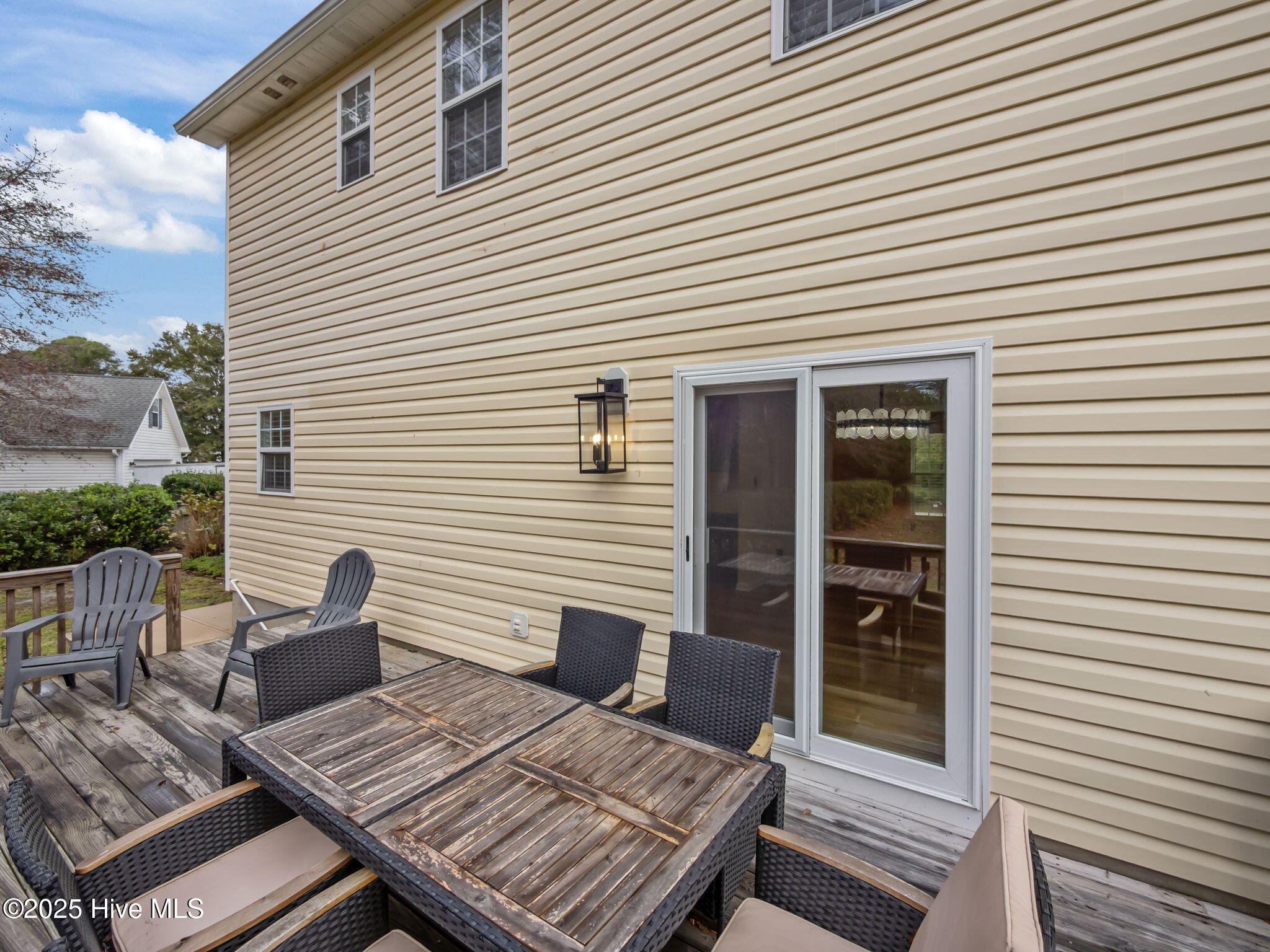 100539513 | Photo 44