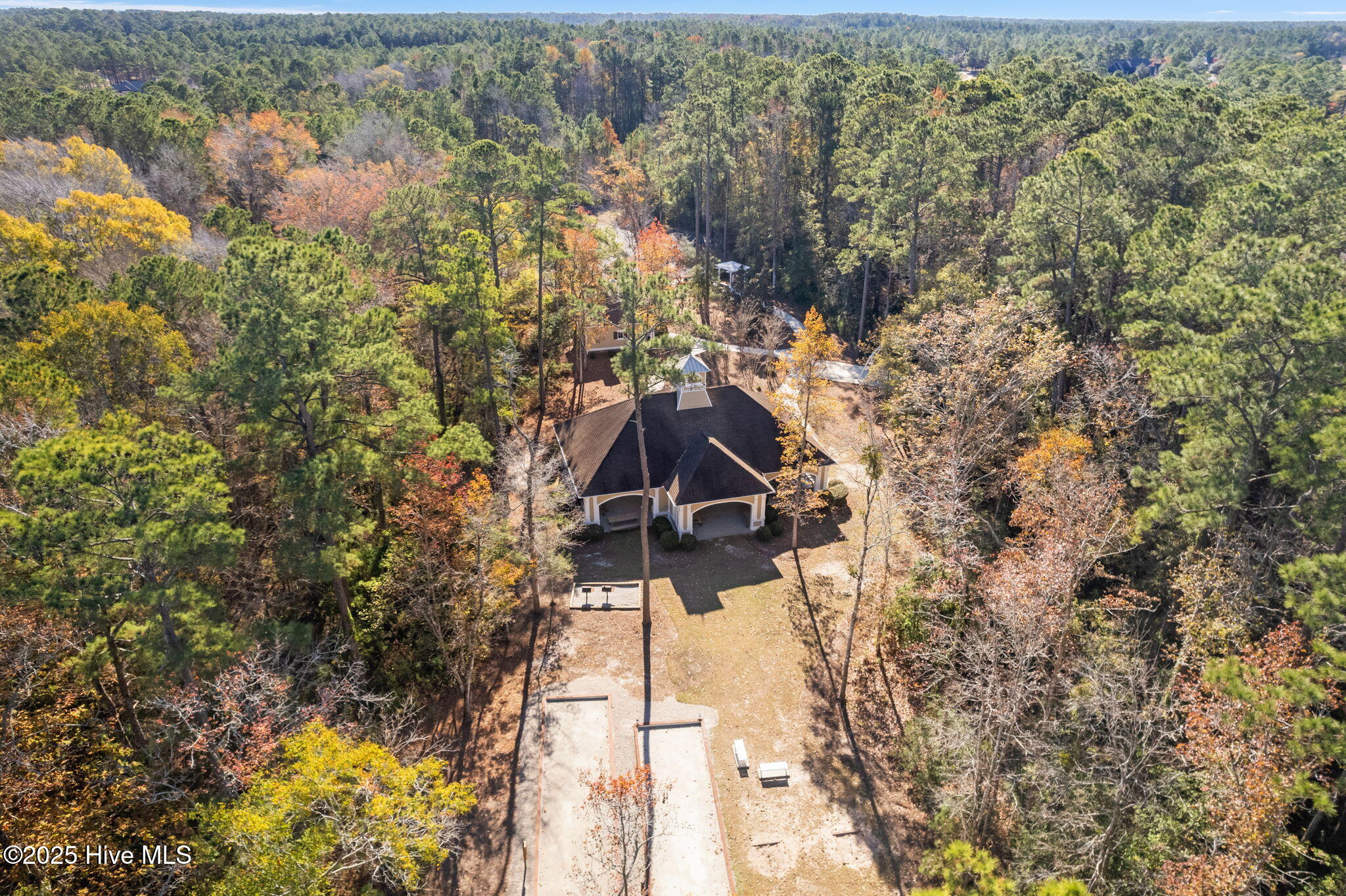 100518405 | Photo 103