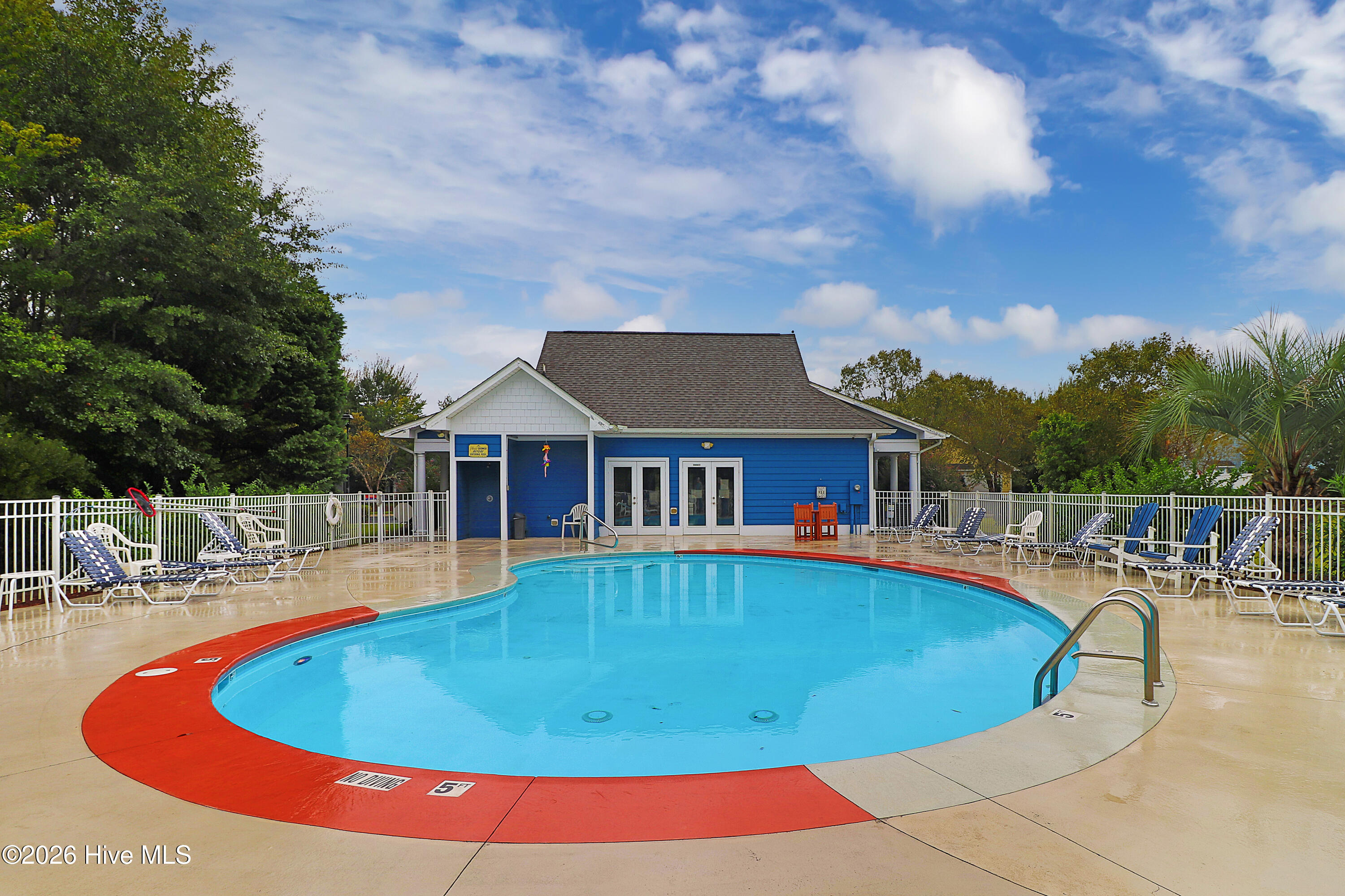 215 Diamond Cove,Newport