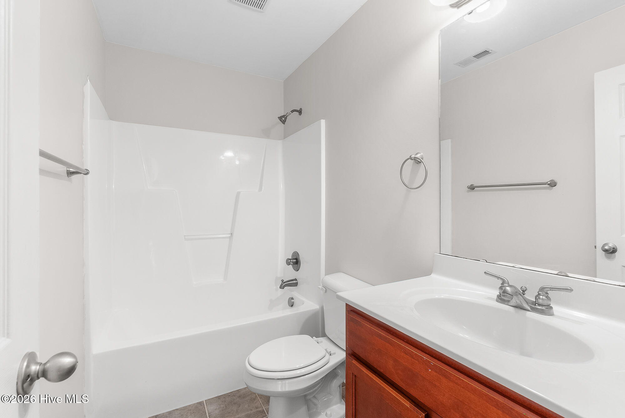 100569536 | Photo 24