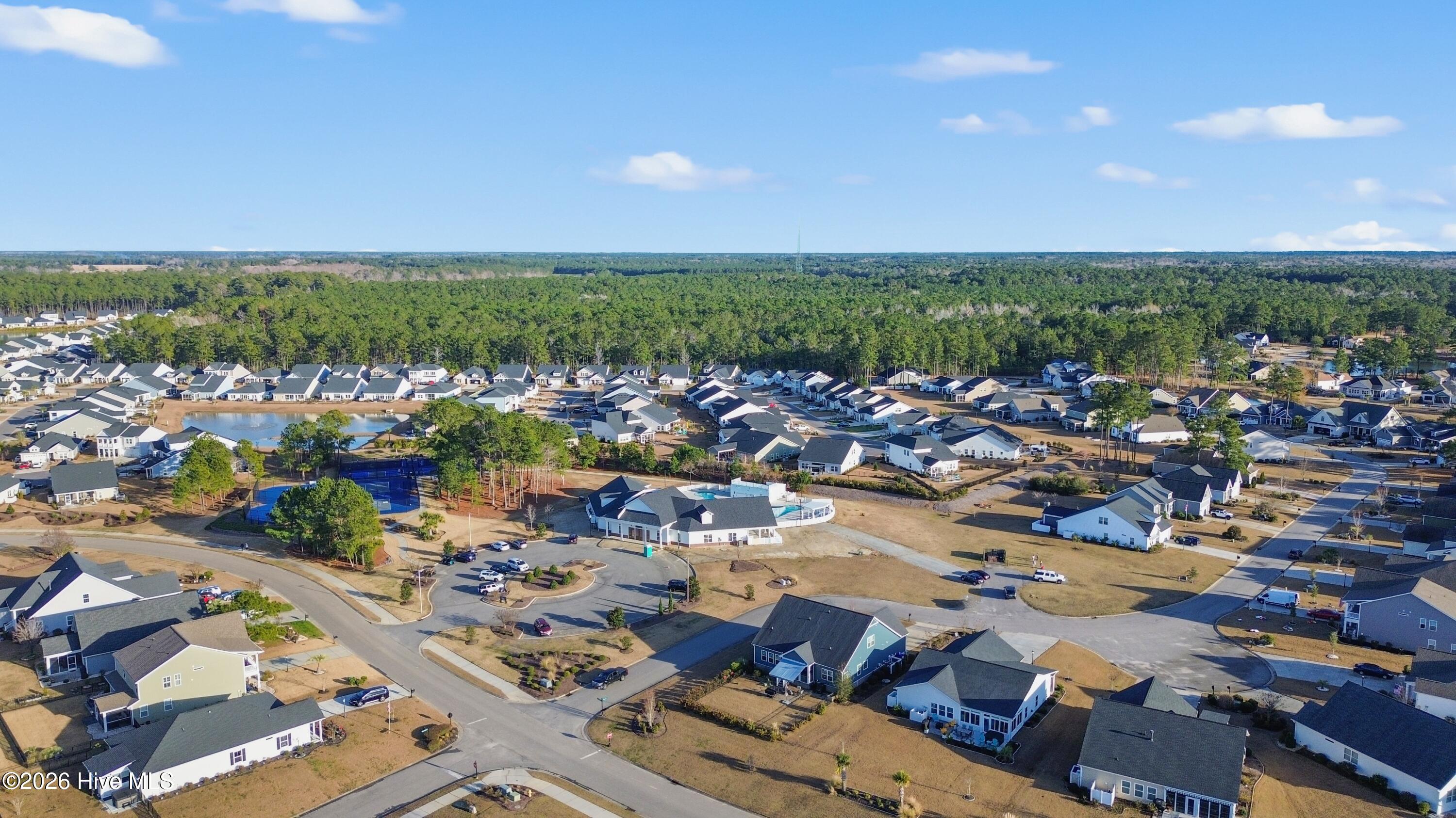 100548400 | Photo 44