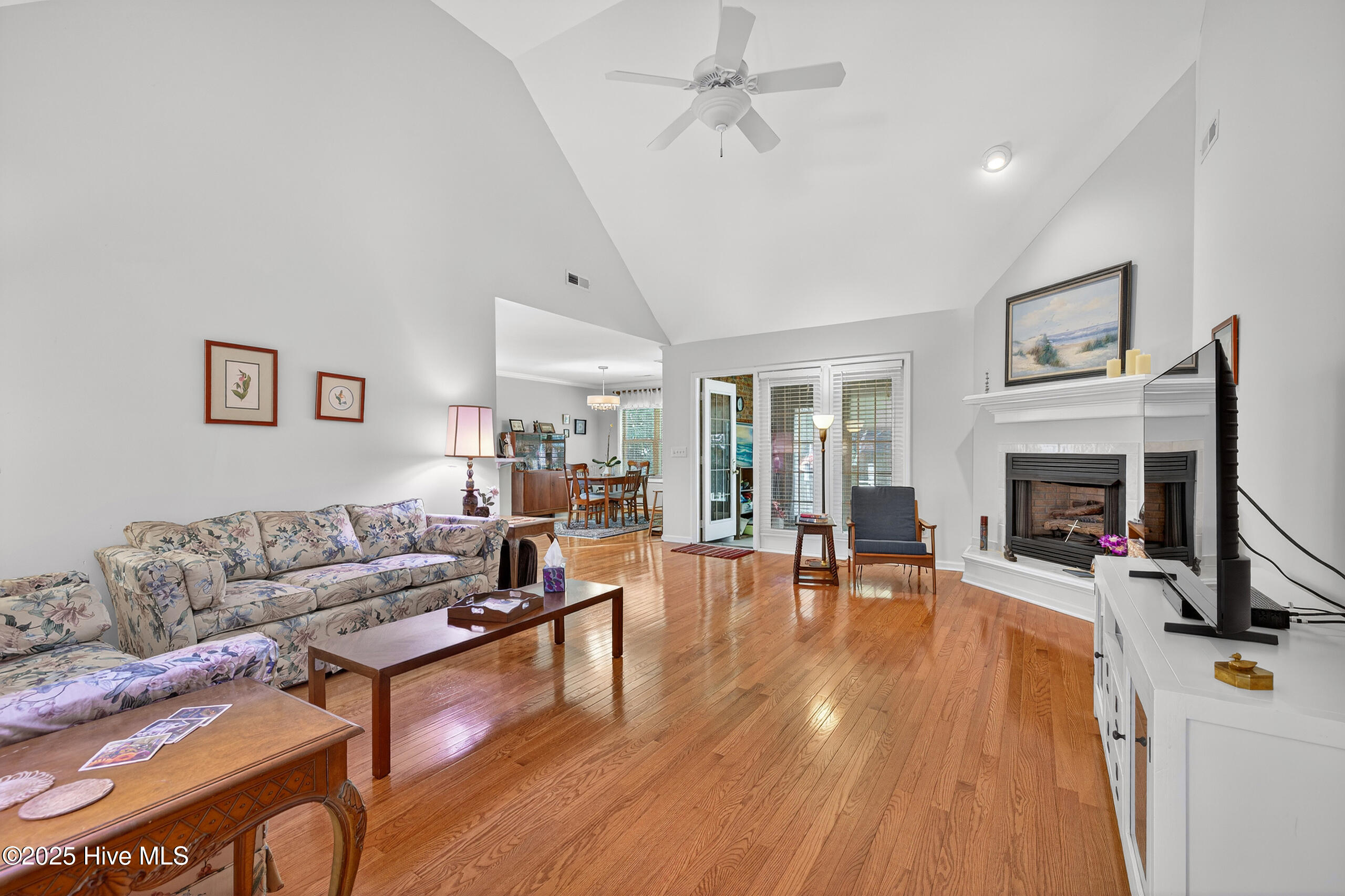 1409 Brookside Gardens Drive, Wilmington, NC 28411 – photo 5: 008_6Q7A3654