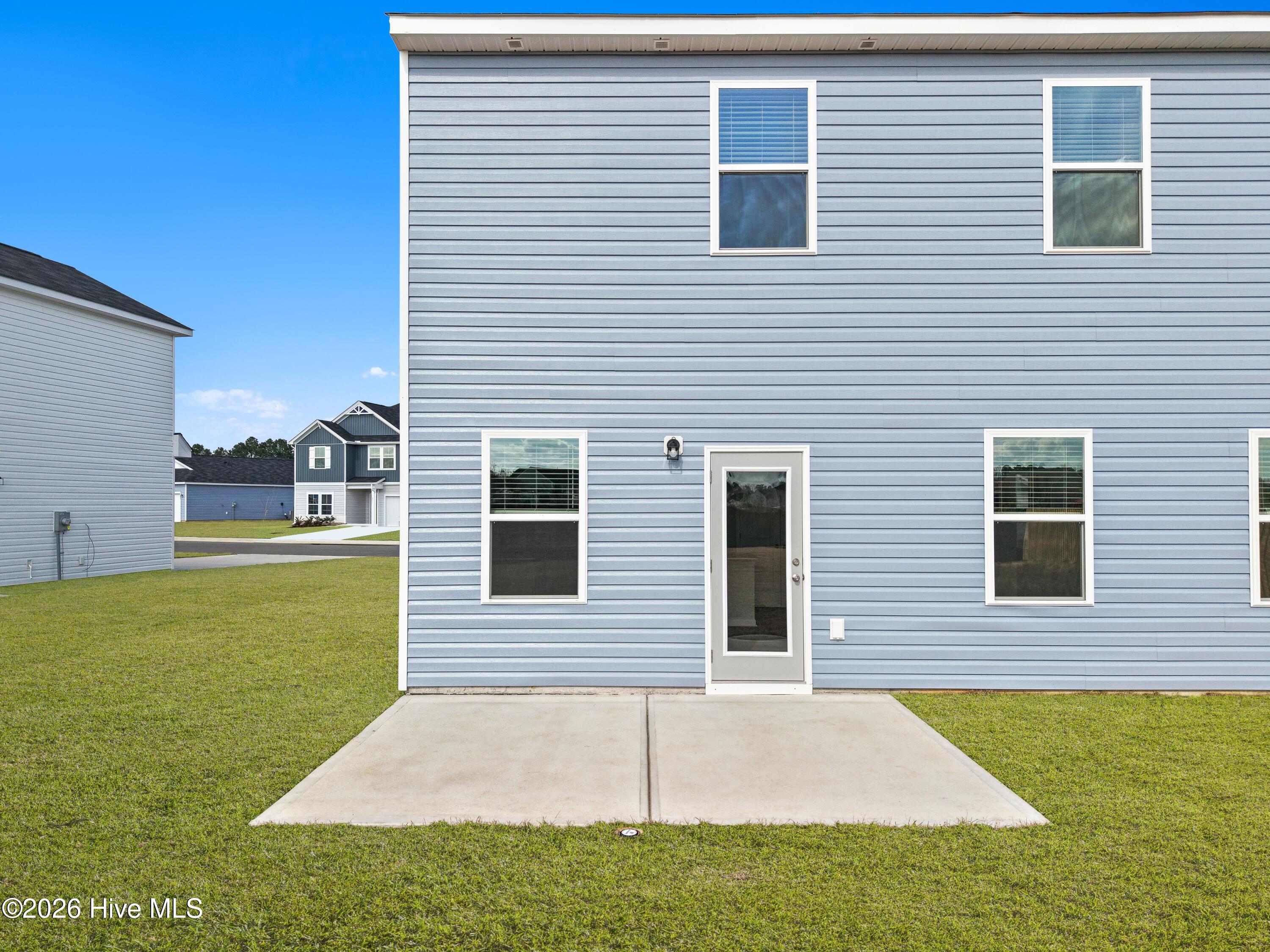 100538143 | Photo 37