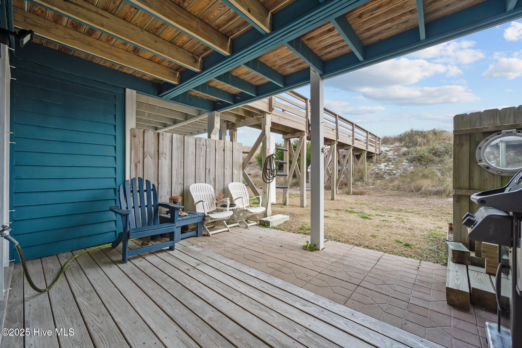 100547539 | Photo 38