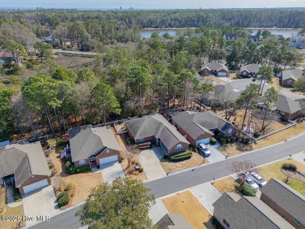 100558144 | Photo 45