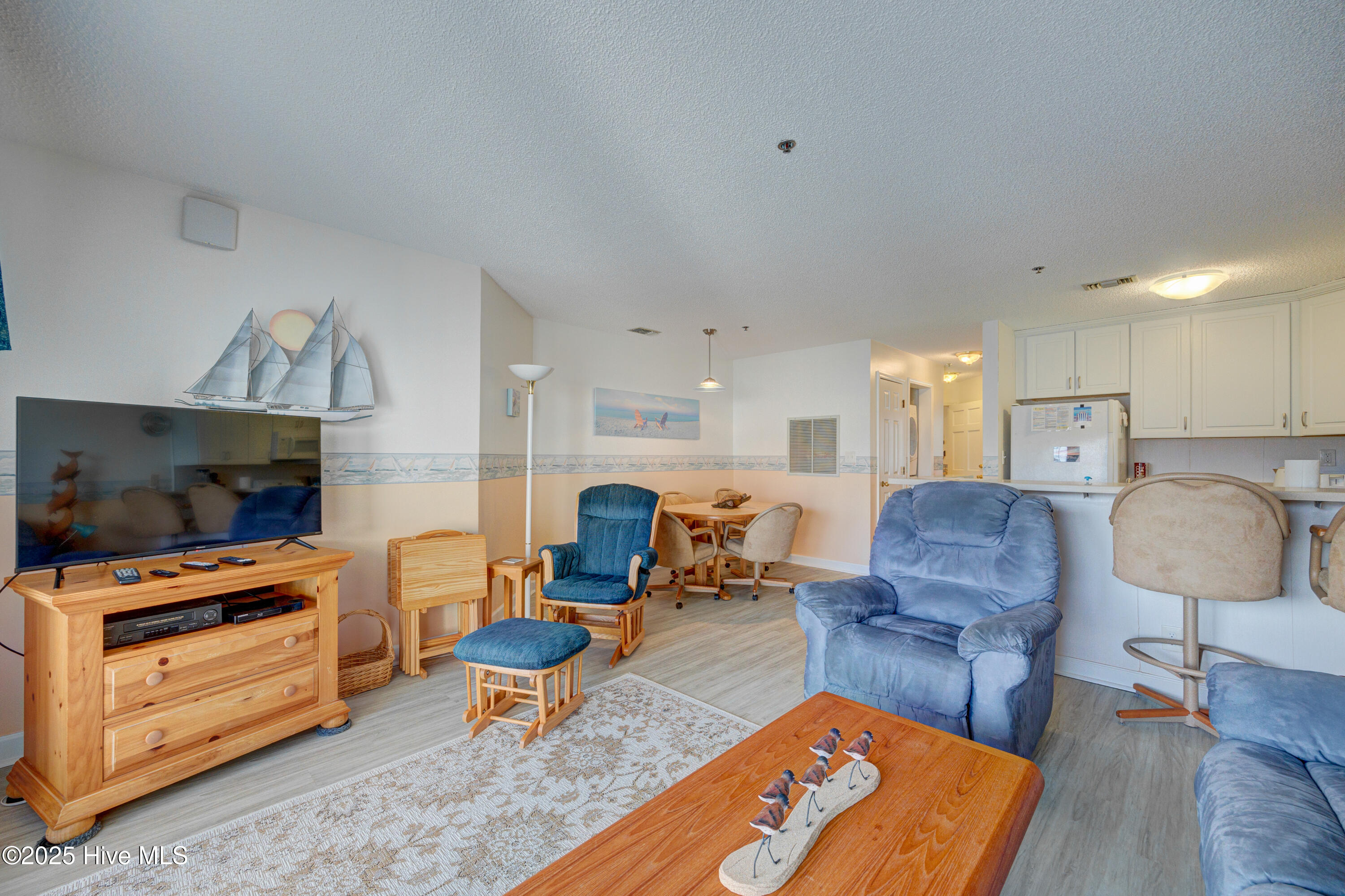 100495113 | Photo 12