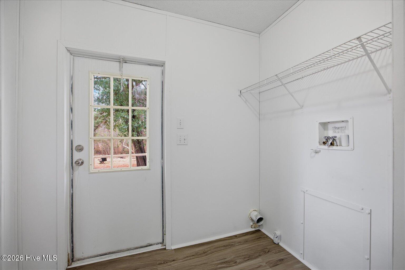 100551376 | Photo 10