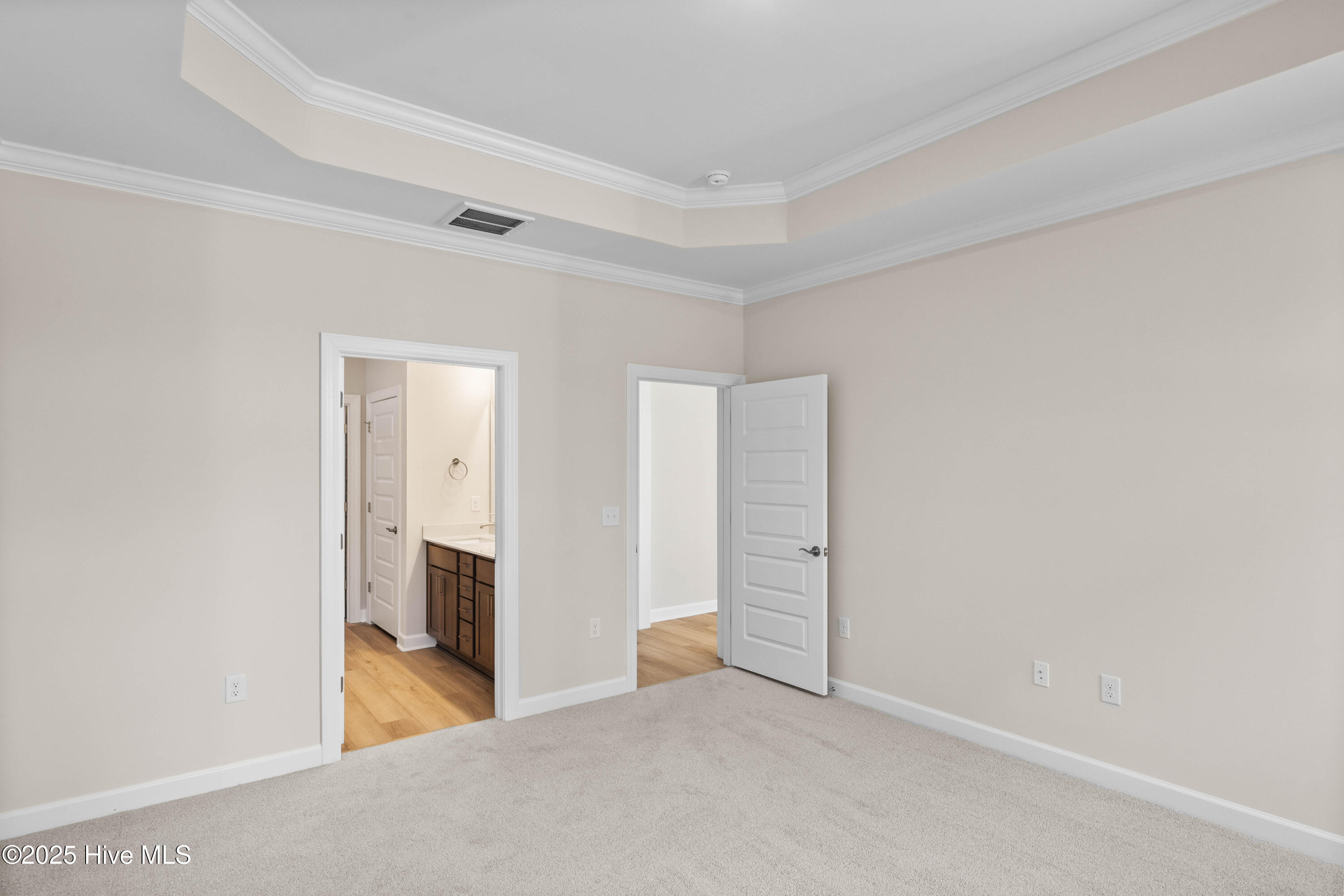 100506934 | Photo 20