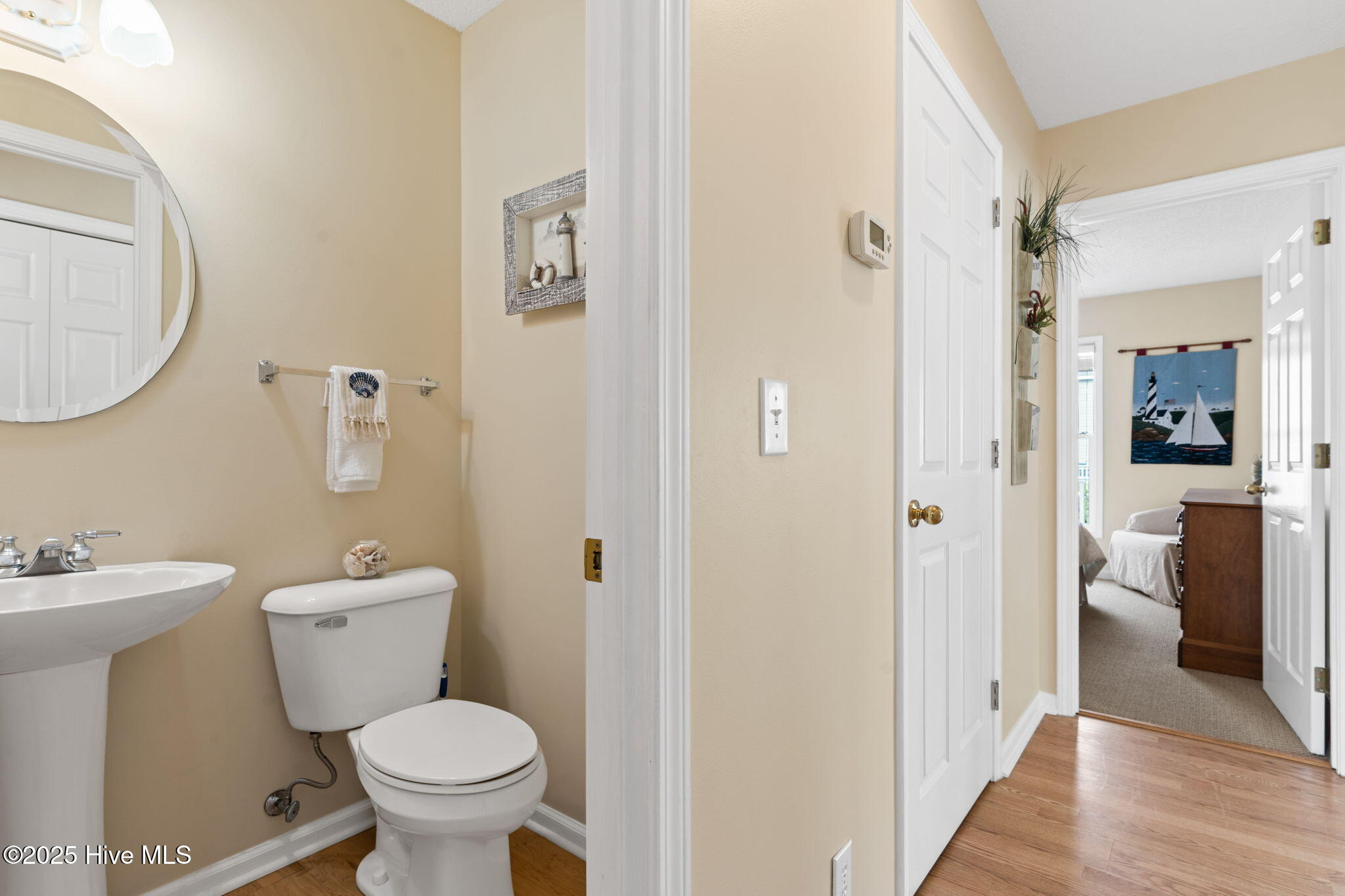 100532728 | Photo 23