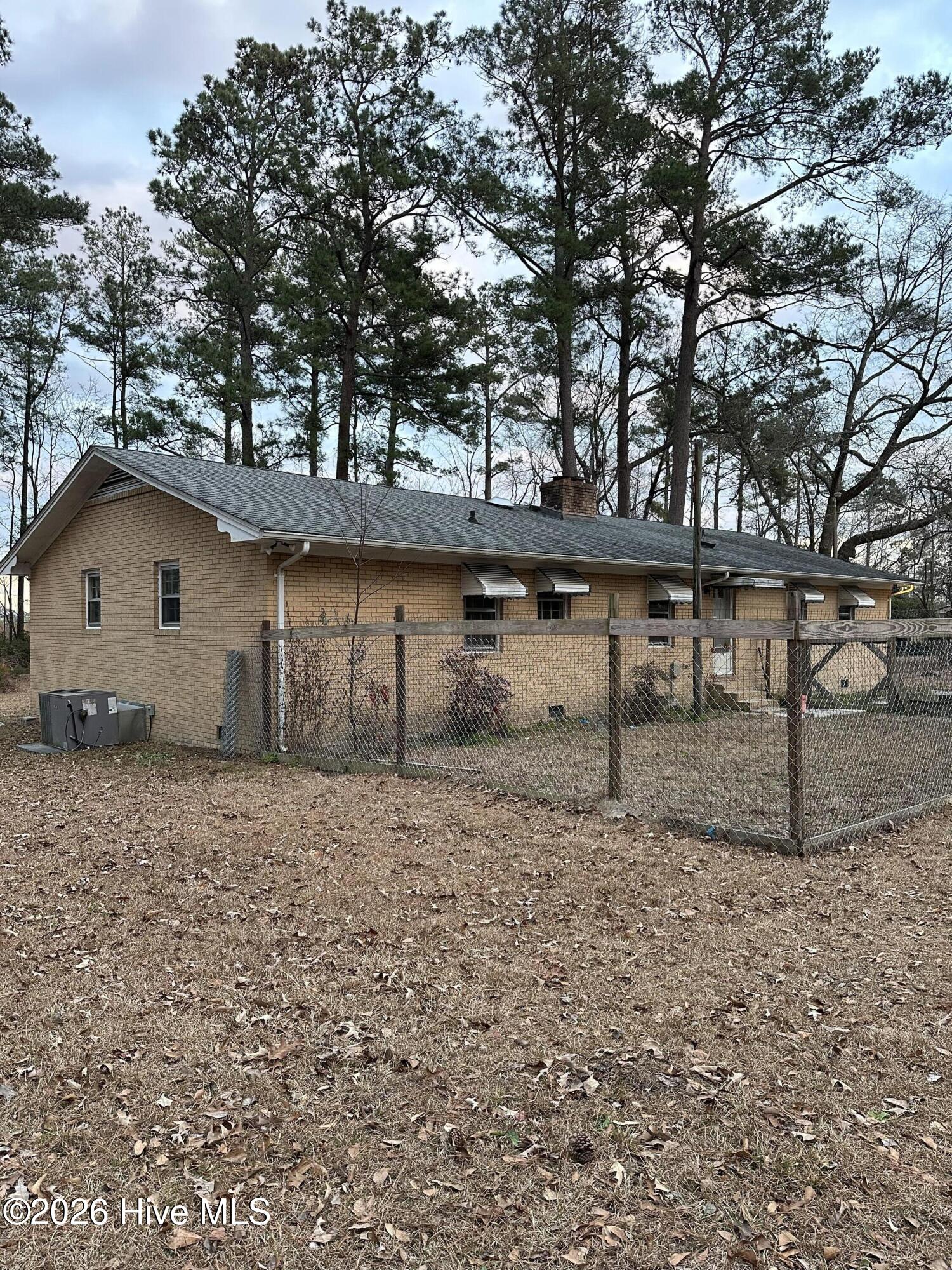 100551205 | Photo 16