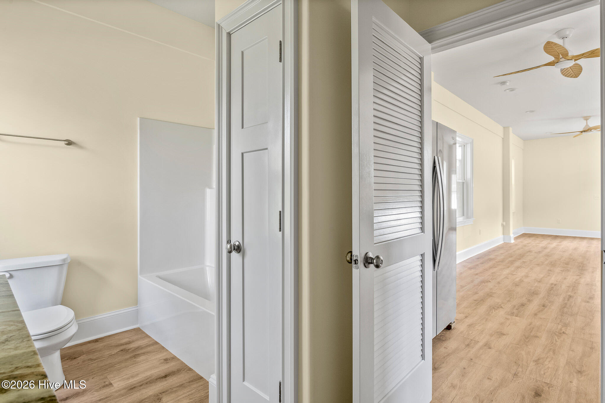 100517039 | Photo 46