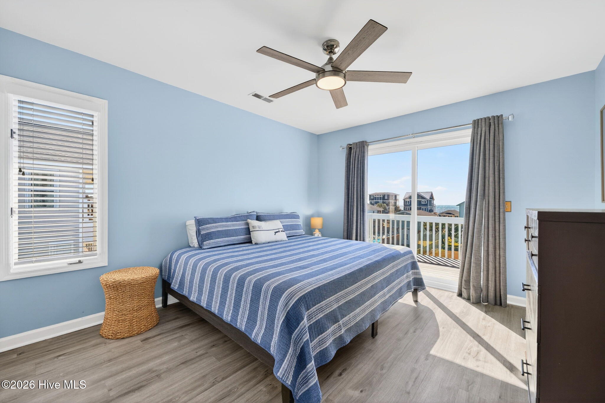 100556711 | Photo 39