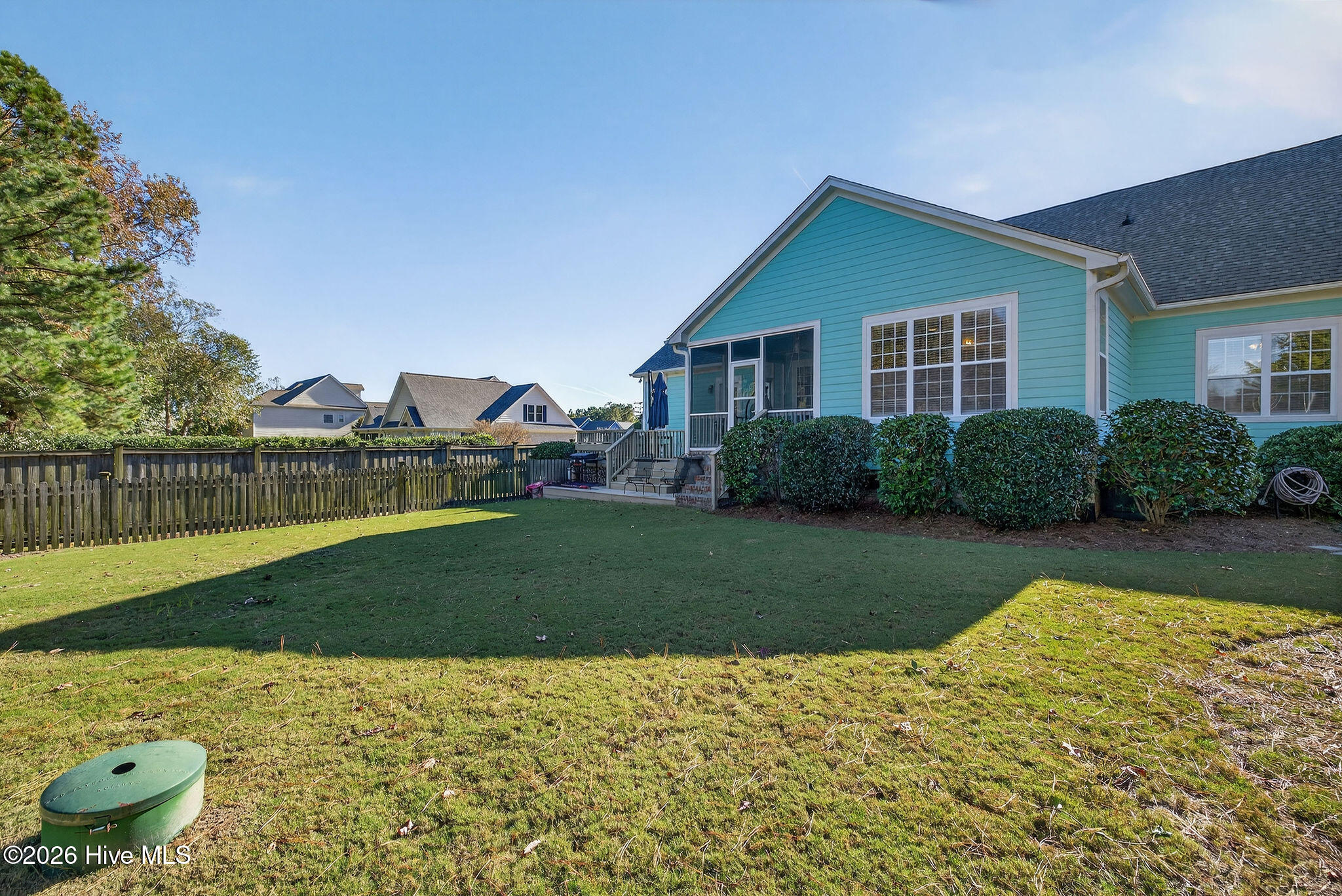 100540017 | Photo 20