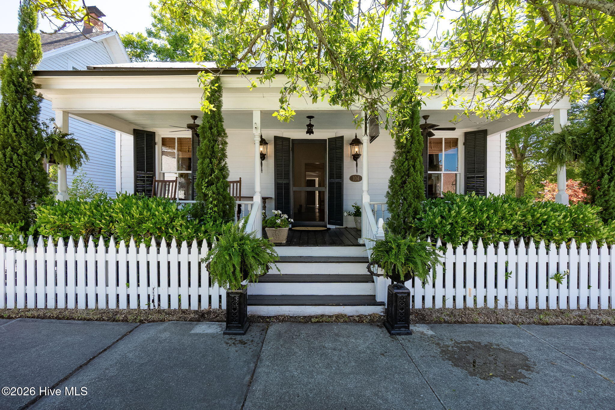 104 10th, Morehead City, North Carolina, 3 Bedroom Bedrooms, 5 Room Rooms,2 BathroomBathrooms,Single family residence,For sale,10th,100602565 104 10th, Morehead City, North Carolina, 3 Bedroom Bedrooms, 5 Room Rooms,2 BathroomBathrooms,Single family residence,For sale,10th,100602565
