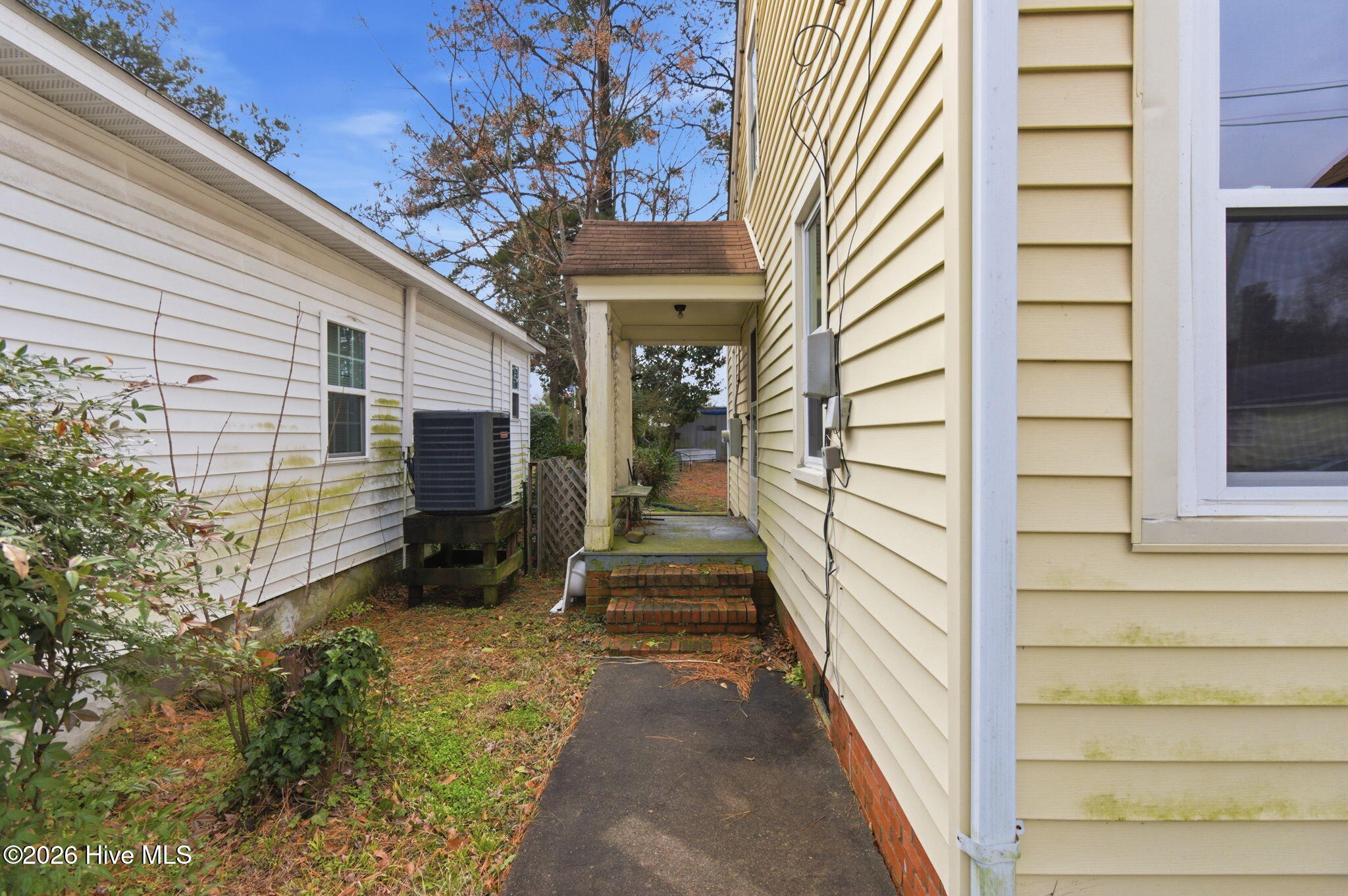 4th image of 409 Perry St, Elizabeth City, NC 27909 | MLS# 100556917