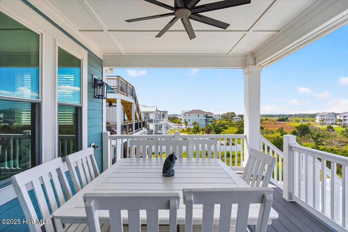 100527813 | Photo 41