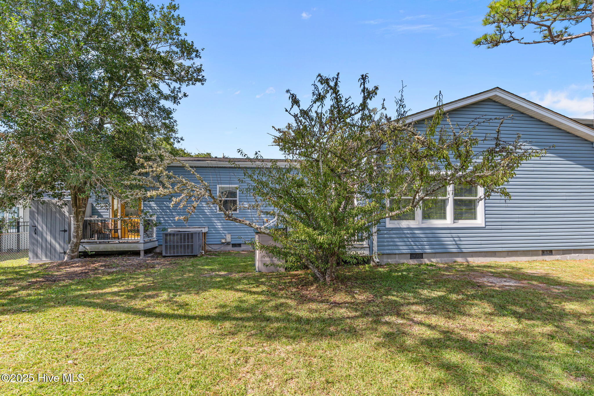 214 Mcglamery Street, Oak Island, NC, 28465