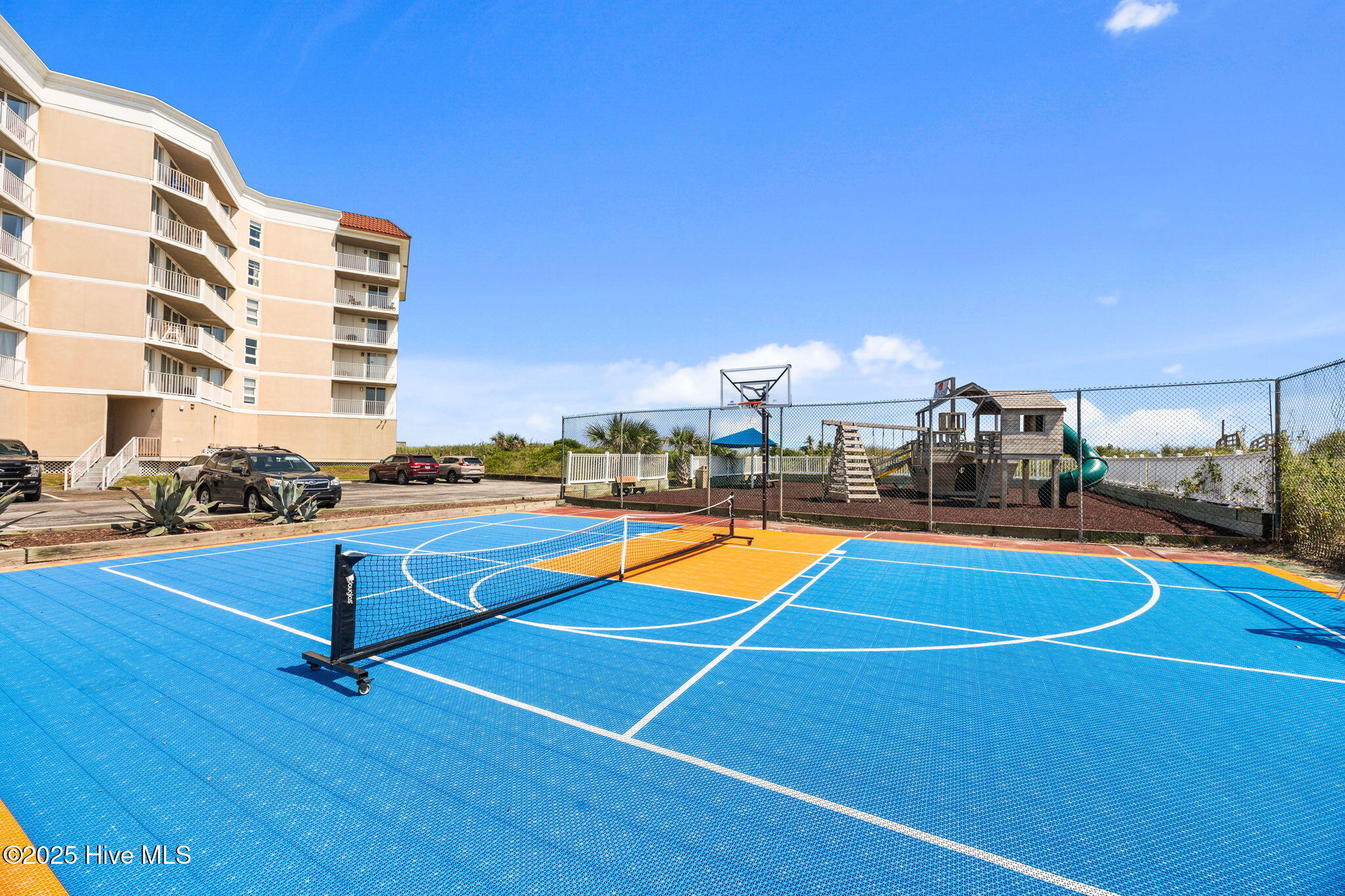 100528908 | Photo 50