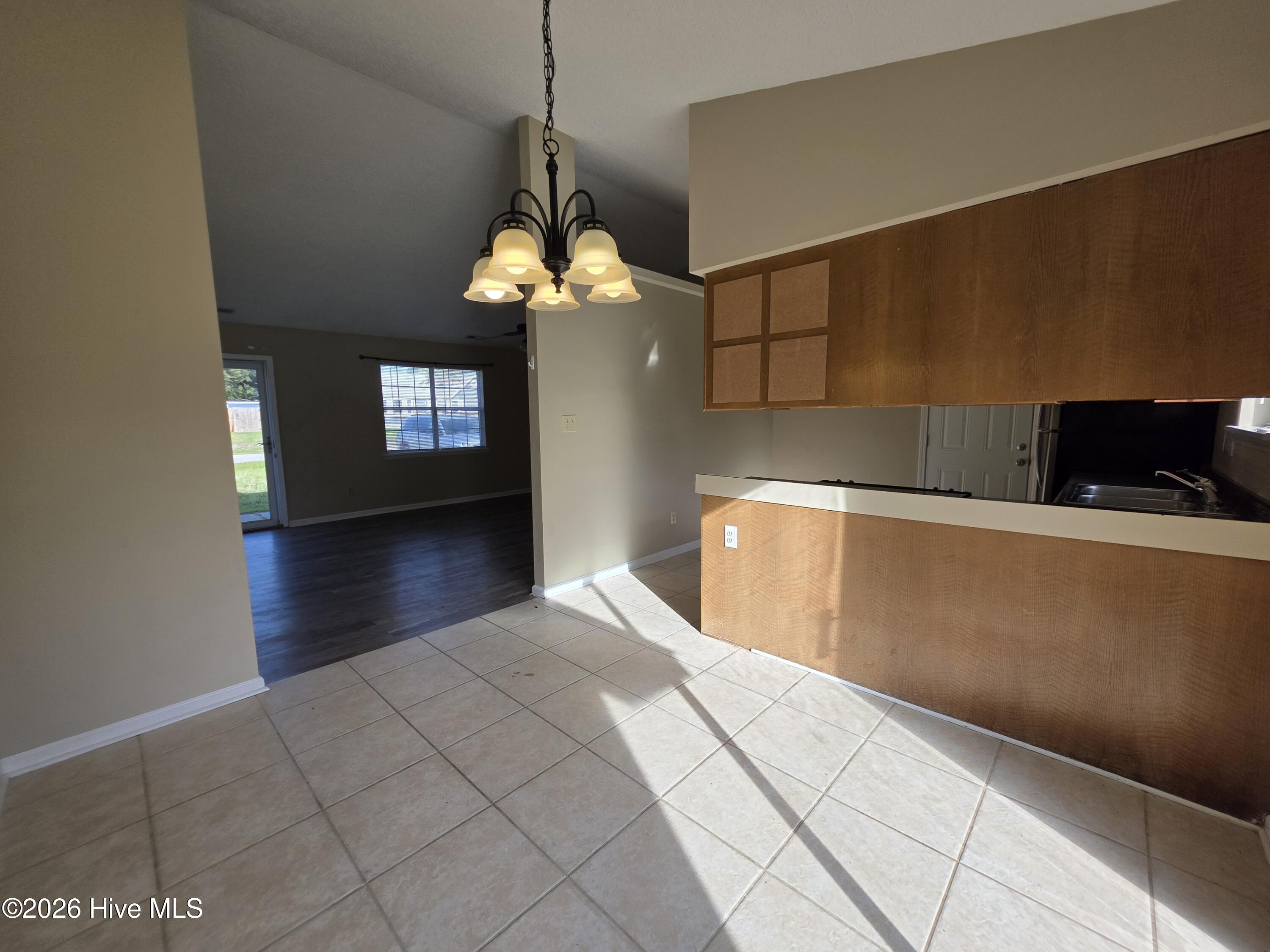 206 S Ginger Drive,Hubert