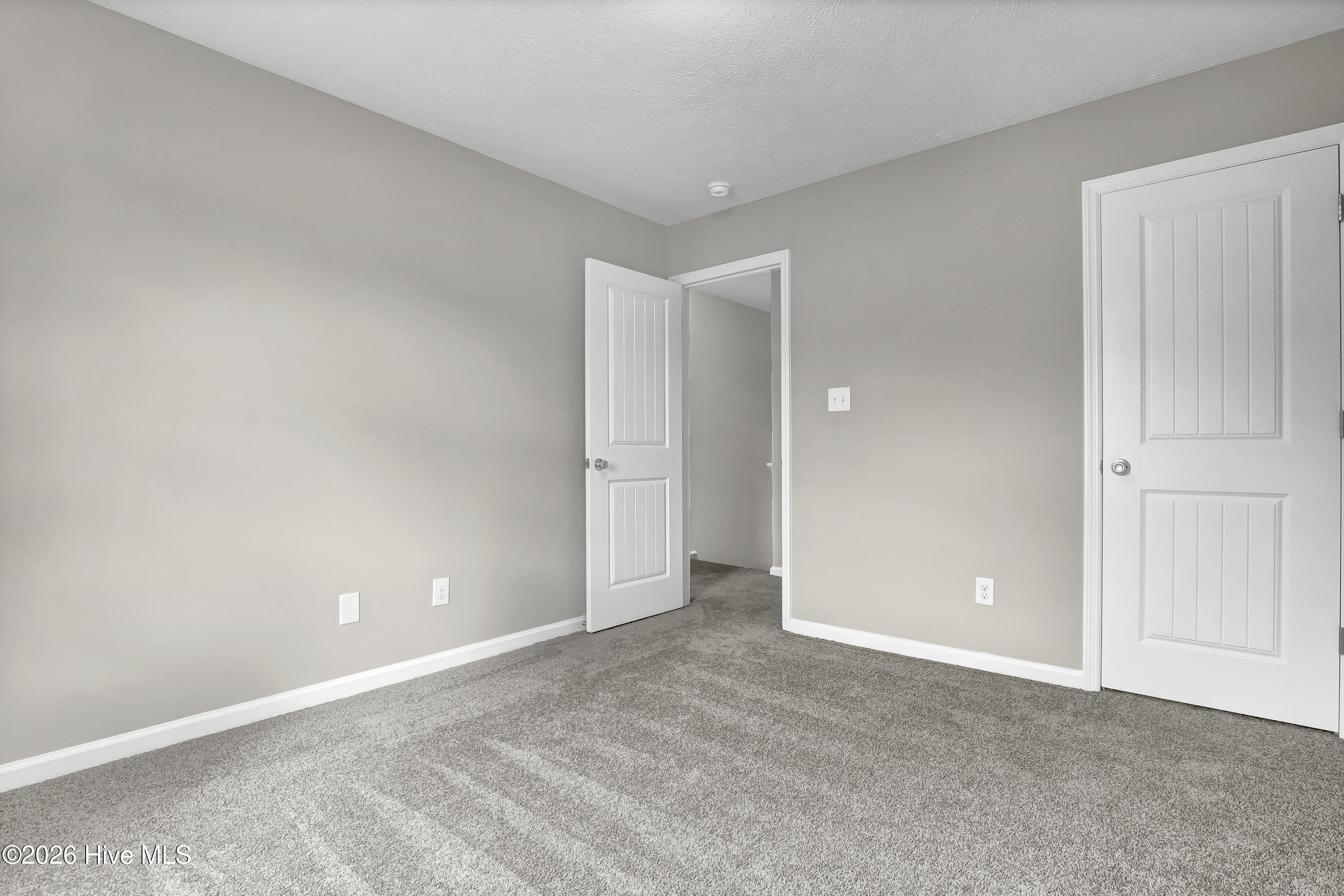 100551911 | Photo 20