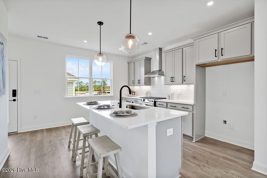 100549861 | Photo 19