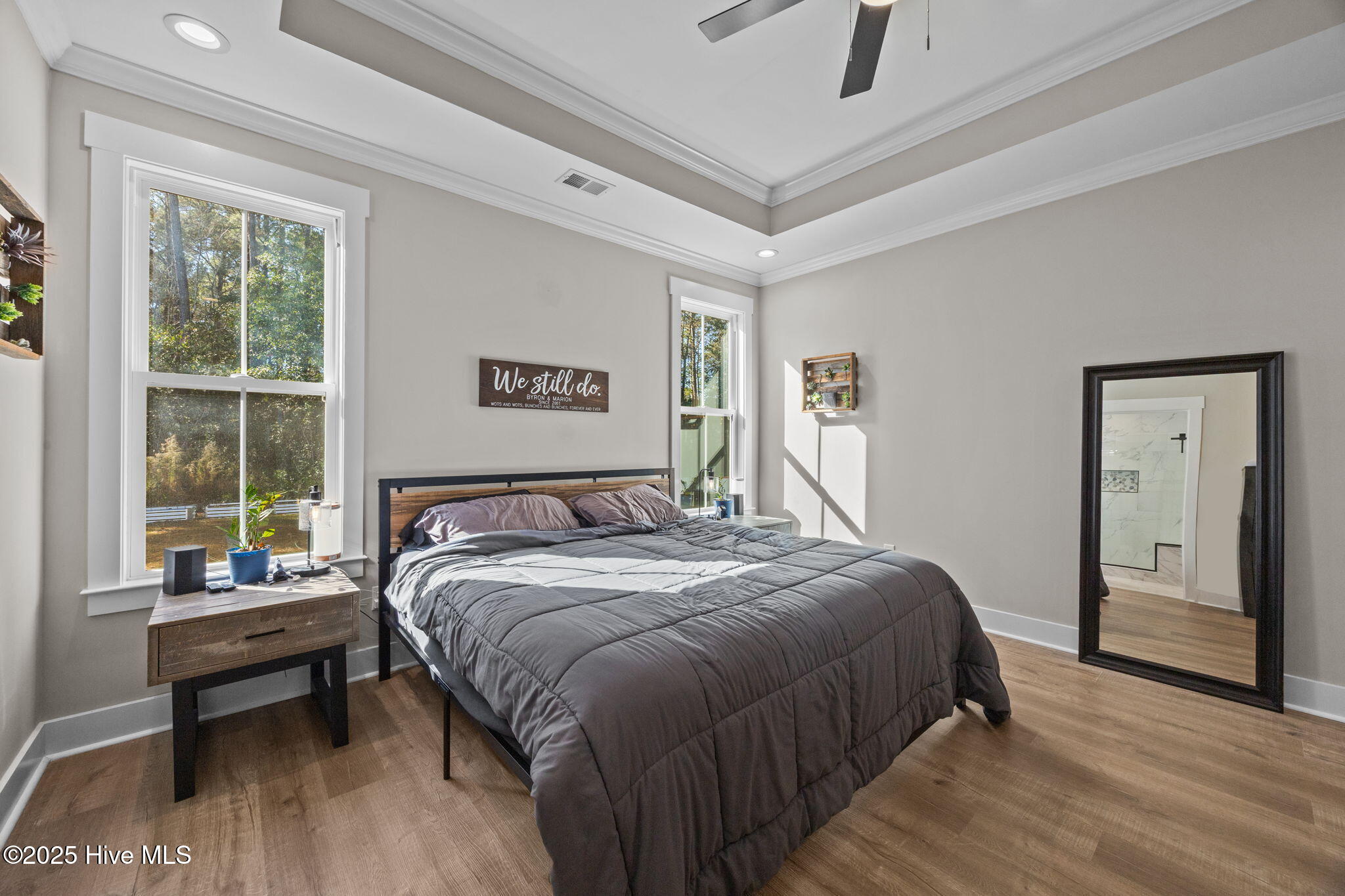 100543028 | Photo 19