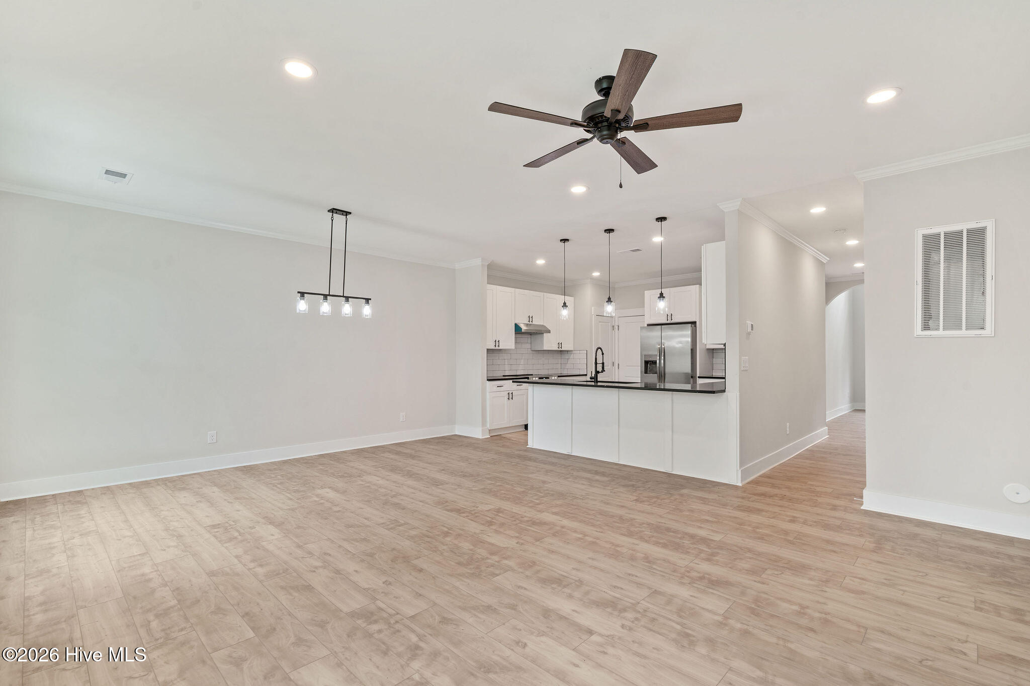 134 Currie Street, Wallace, NC 28466 – photo 6: 134currienew-006
