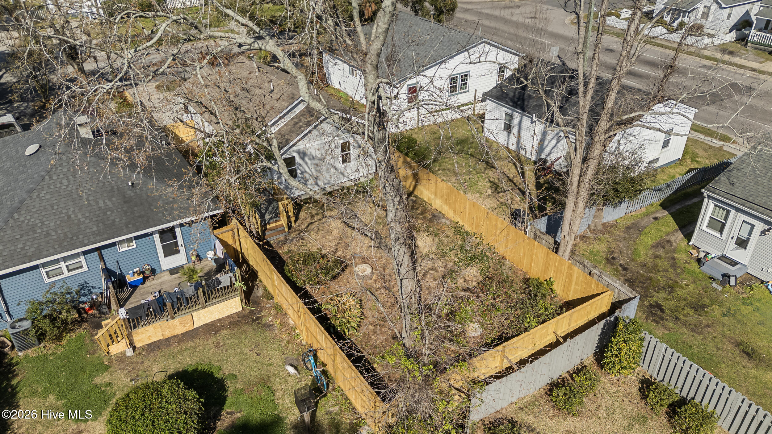 100561415 | Photo 30