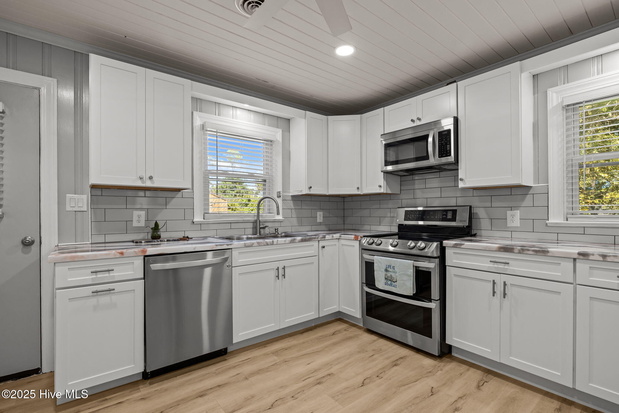376 Shell Road,Atlantic