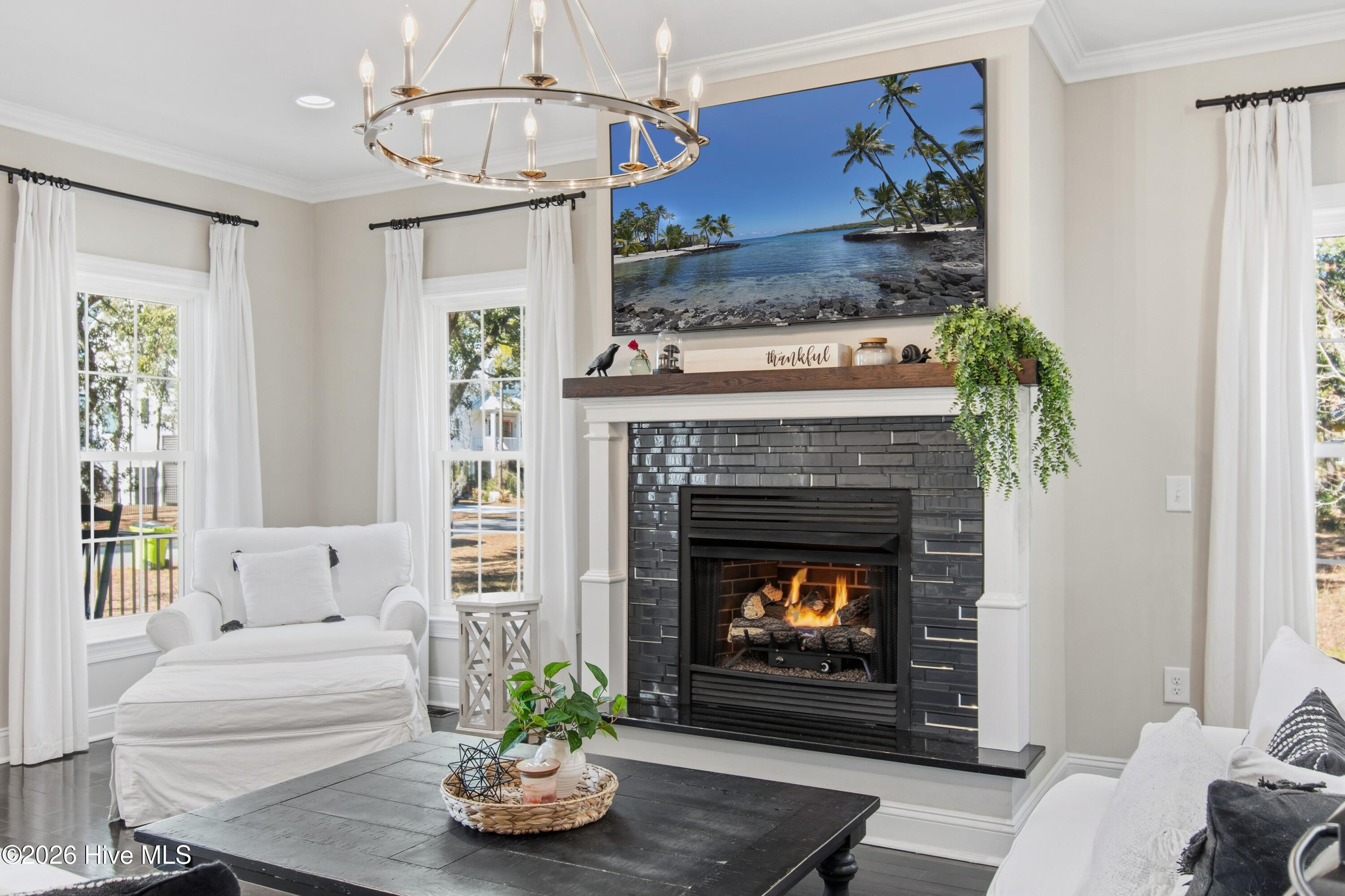 100550305 | Photo 13