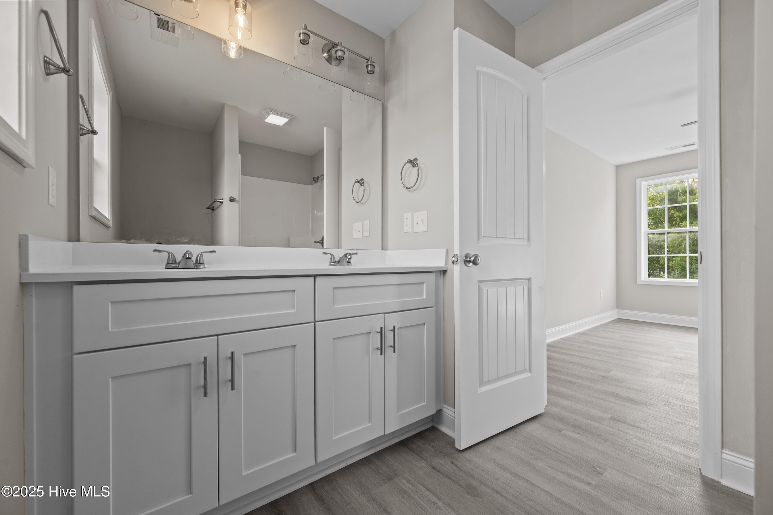 113 Grander Court, Sneads Ferry, NC 28460 – photo 22: 113 GRANDER MASTER BATH2