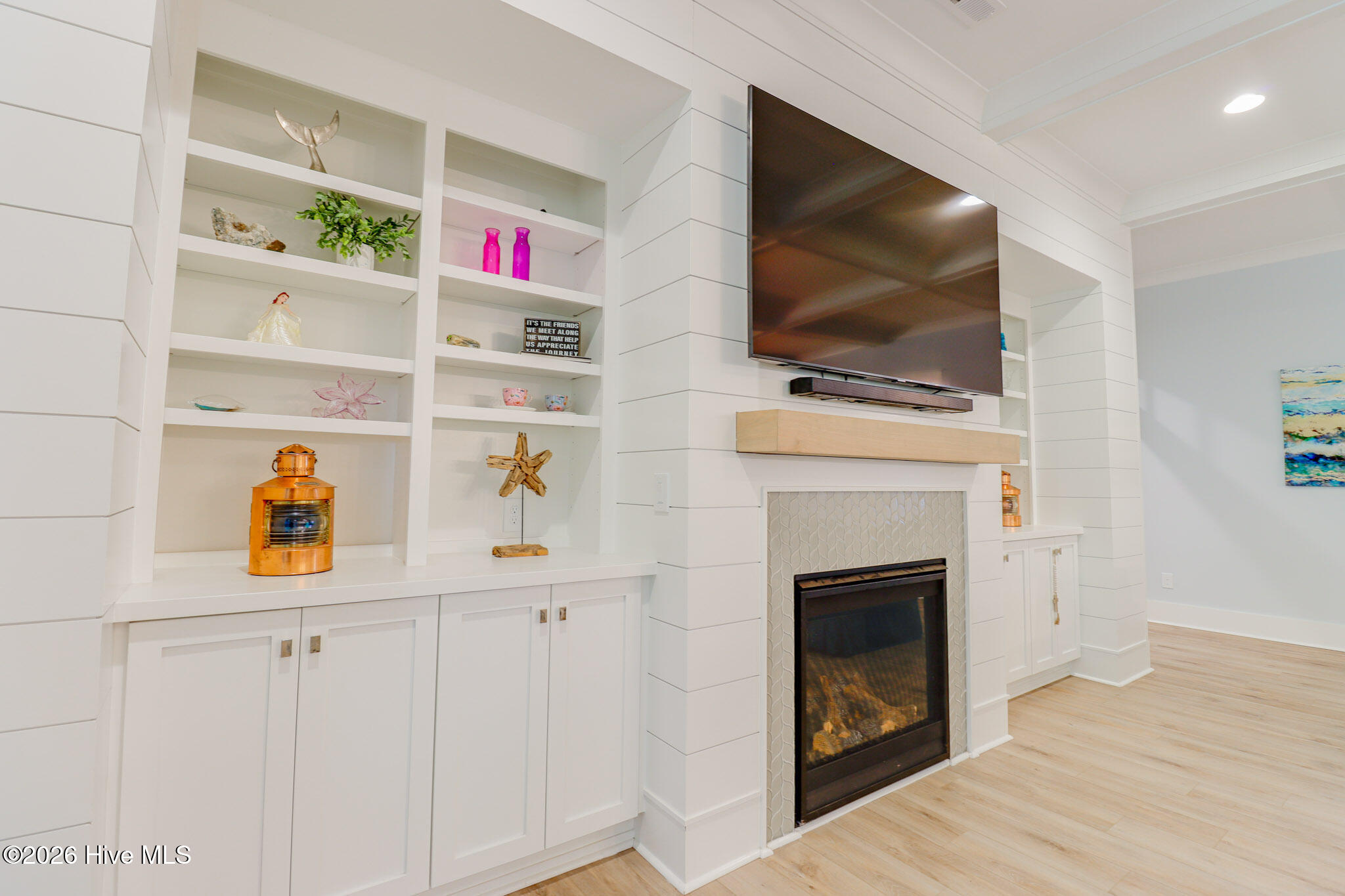 100540387 | Photo 20