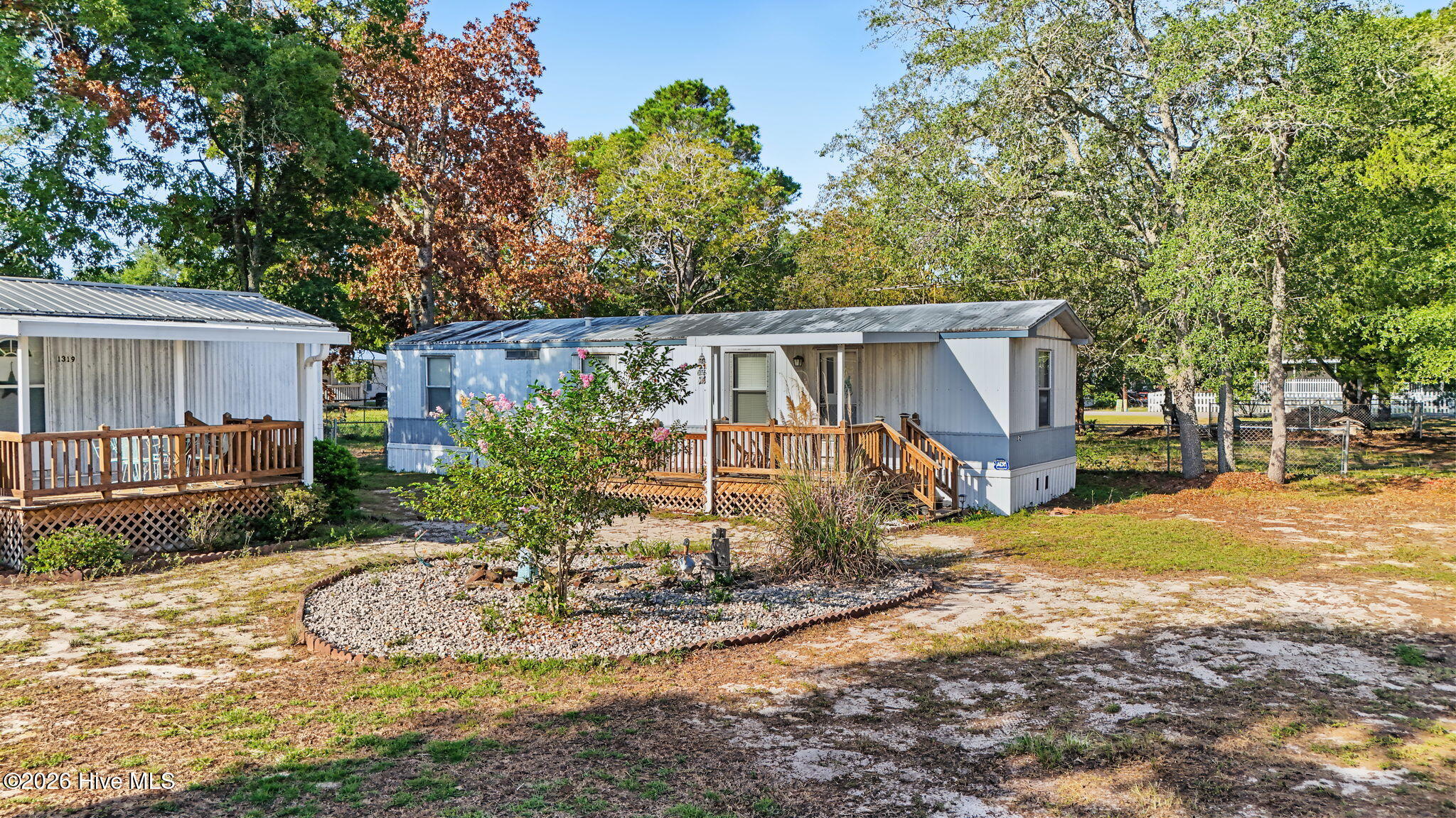 1321 Caison Avenue SW — listing photograph 2