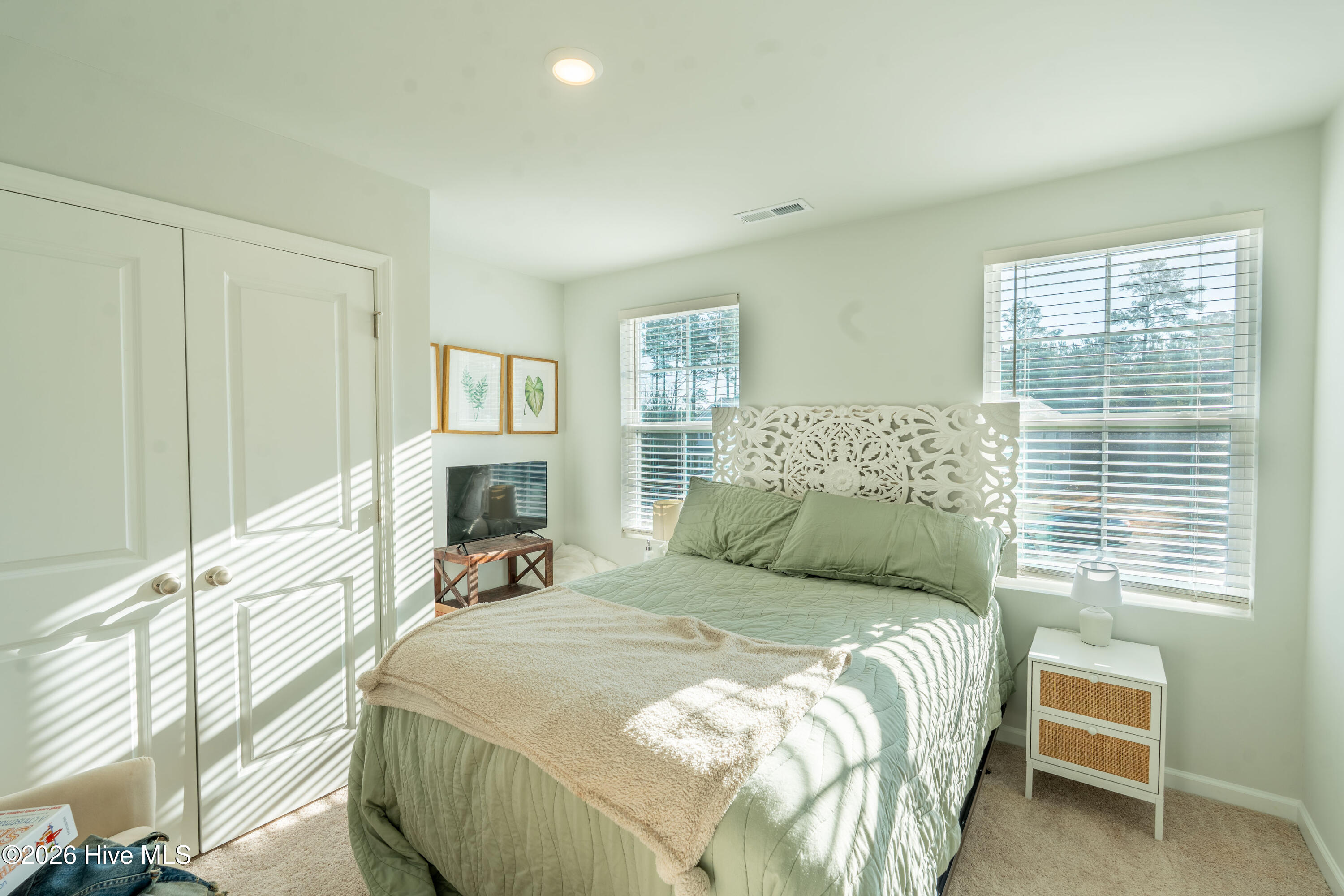 100539942 | Photo 16