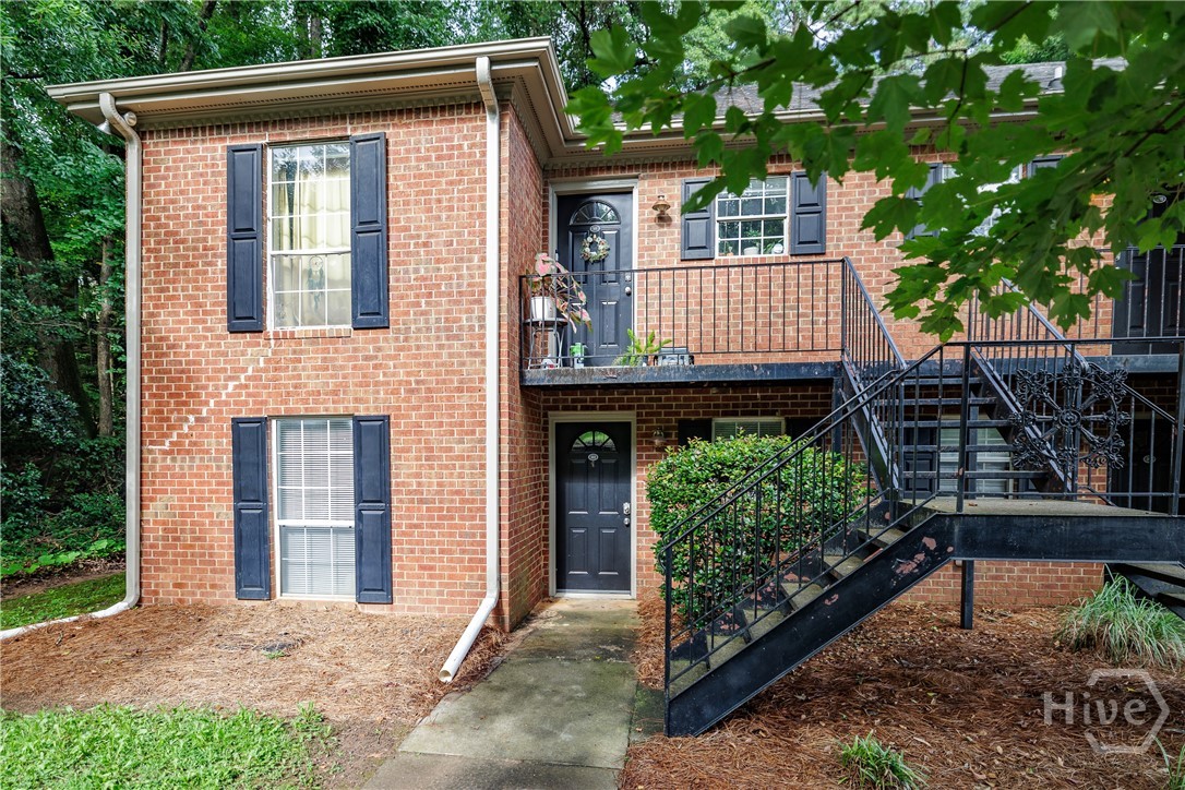 1055 Baxter Street 502