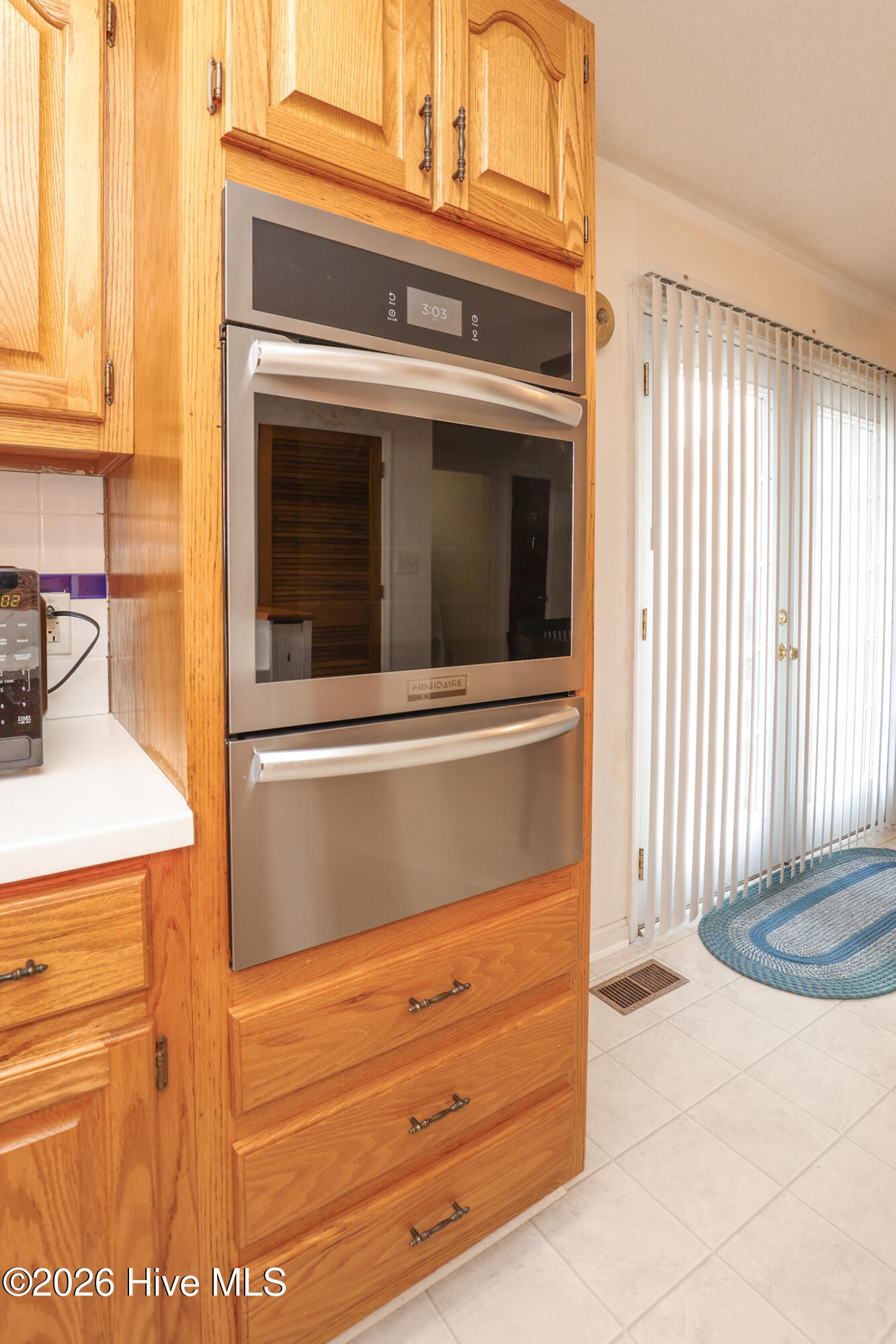 100550482 | Photo 13